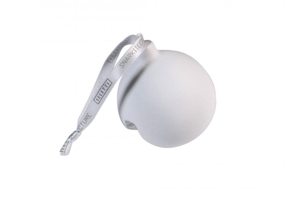Daniel Arsham Snarkitecture Seletti Bauble Sculpture White: Artist: Daniel Arsham Title: Bauble Medium: Resin Collaboration: Snarkitecture x Seletti Approximate Dimensions: 7cm height x 6cm width