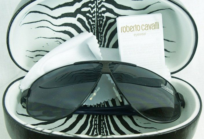 Roberto Cavalli Sunglasses: New in the box Roberto Cavalli aviator style sunglasses.