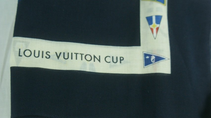 Louis Vuitton America`s Cup Scarf: New in the box with tags Louis Vuitton scarf for the America`s Cup.