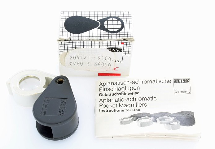 Free STL file Etui rigide pour loupe ZEISS D12 🧰 ·3D printer model to