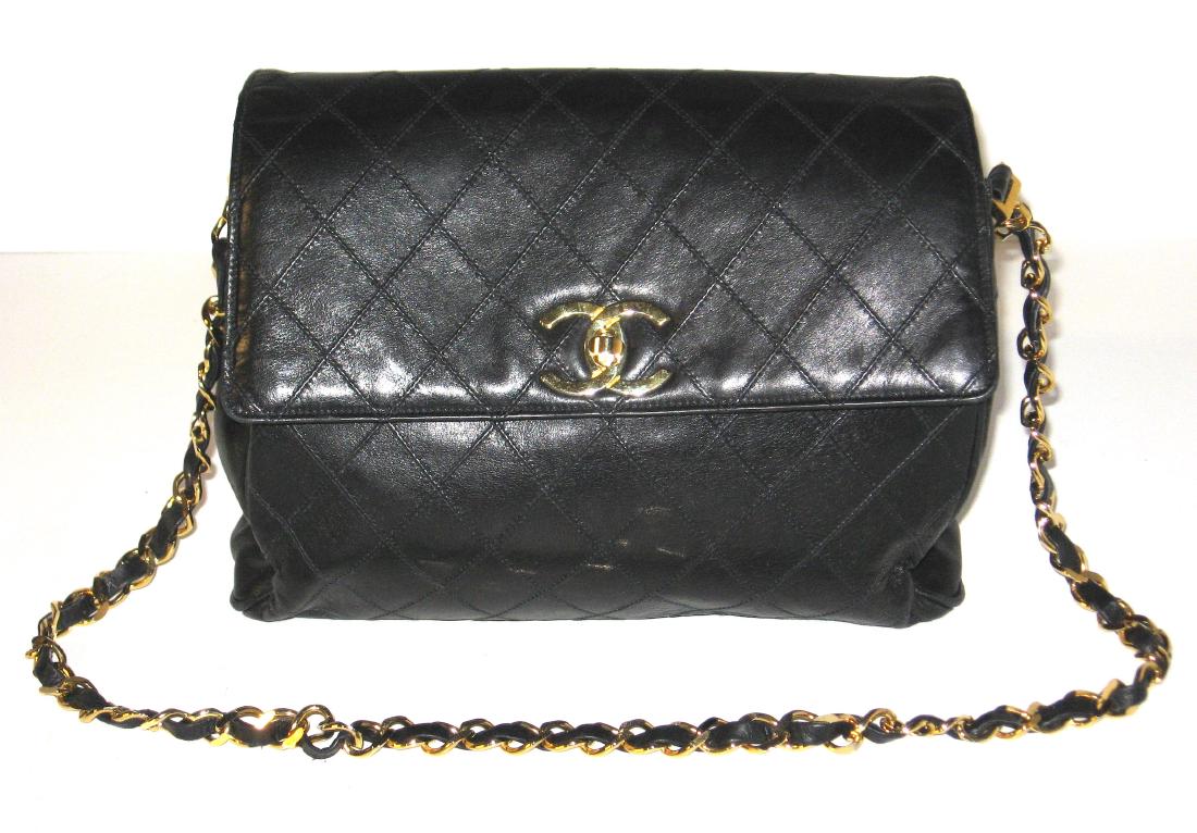 Chanel black leather purse, (1 of 6)