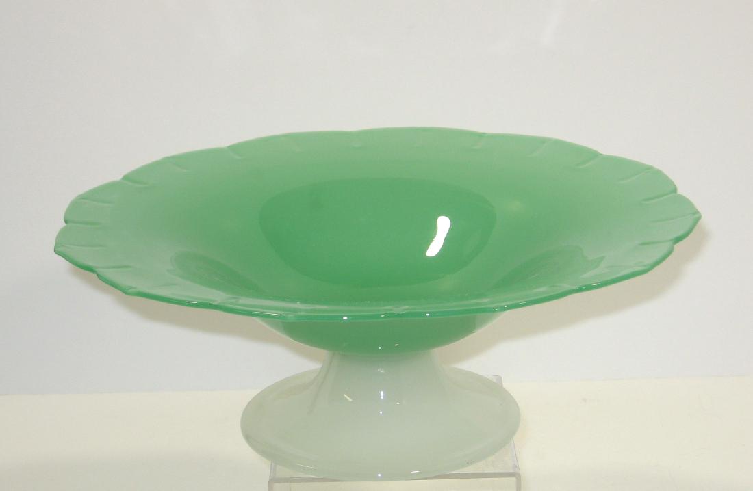 Steuben green jade center bowl (1 of 5)
