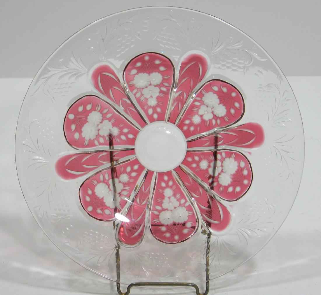 Steuben Gold Ruby cut plate (1 of 3)