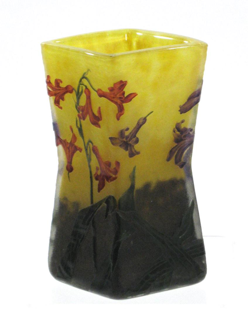 Daum Nancy French cameo vase (1 of 6)