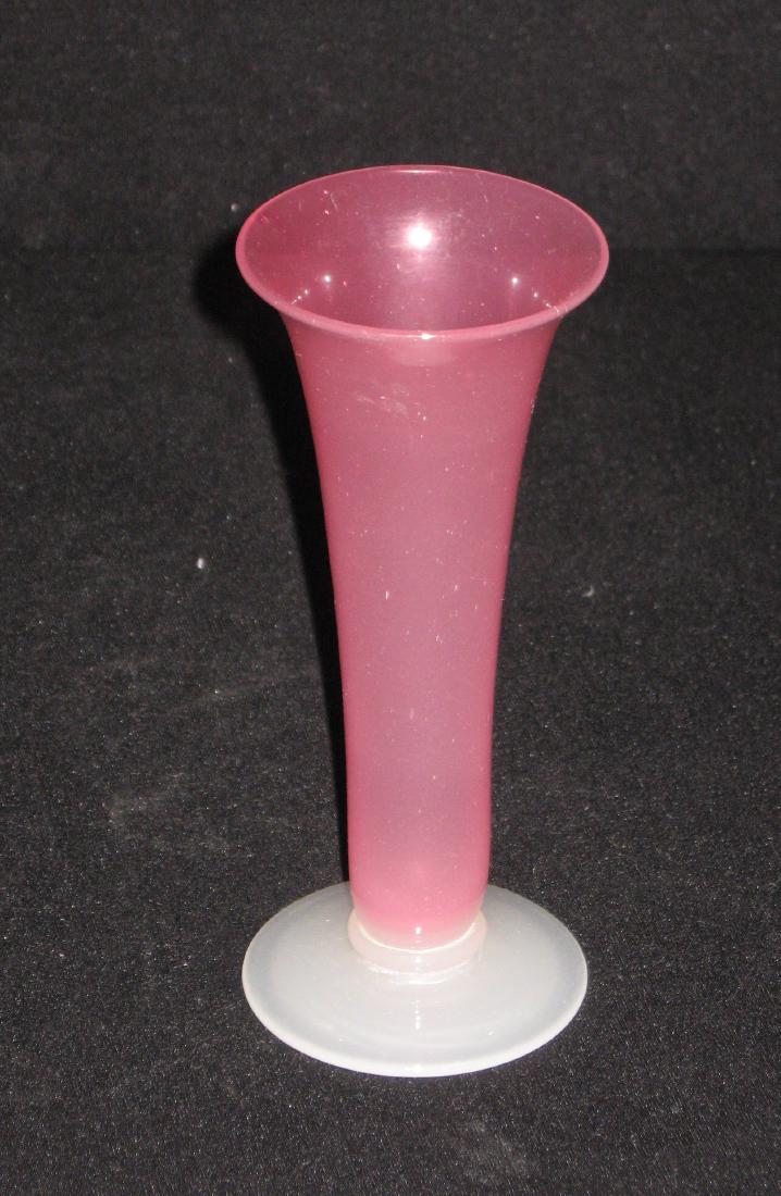 Steuben Rosaline glass vase (1 of 4)