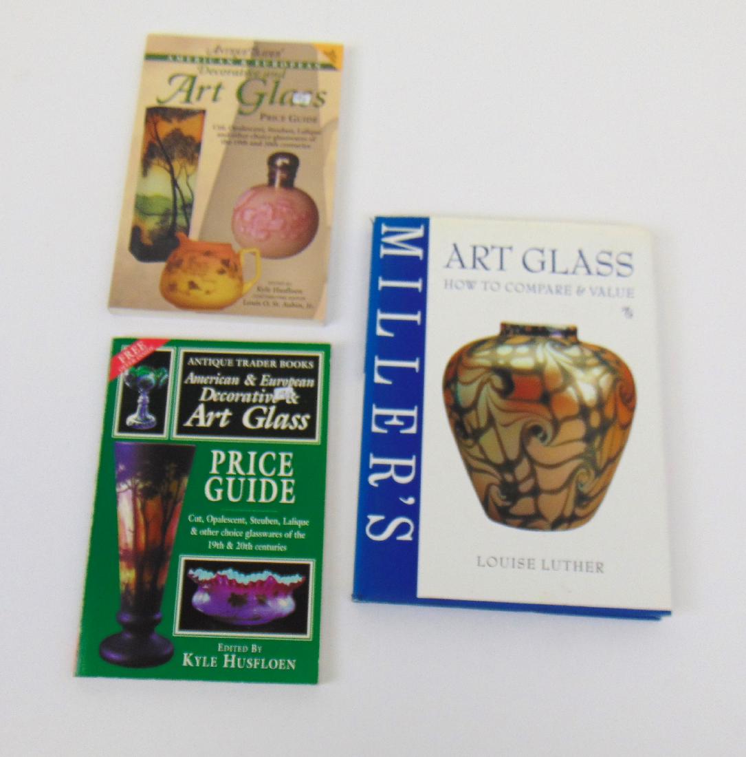 3 Books on Art Glass (1 of 2)