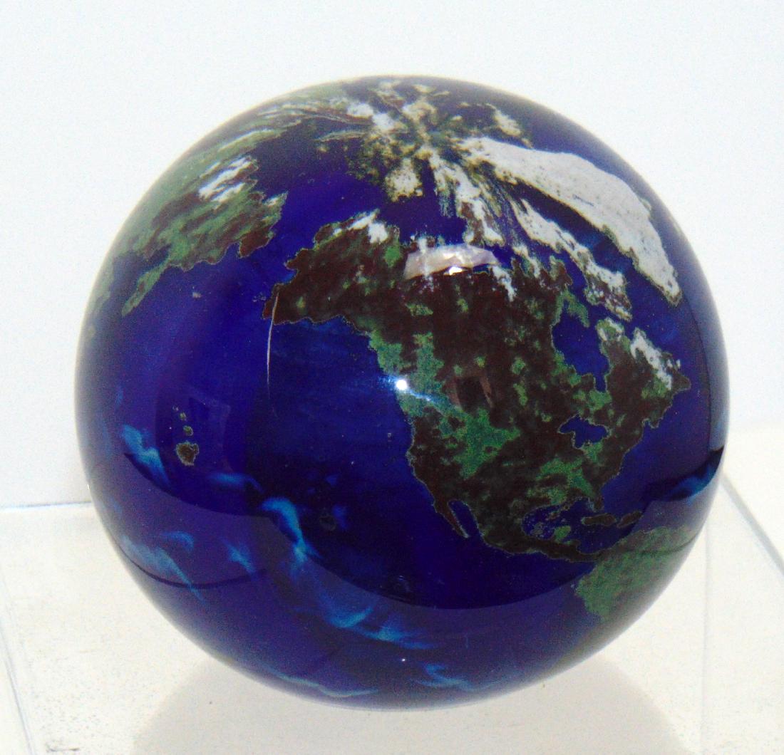 Large Lundberg glass paperweight (1 of 2)