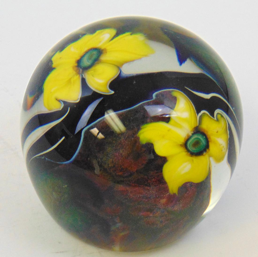Charles Lotton glass paperweight (1 of 3)