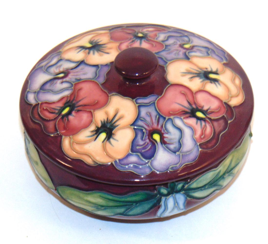 Crimson Moorcroft covered box (1 of 2)