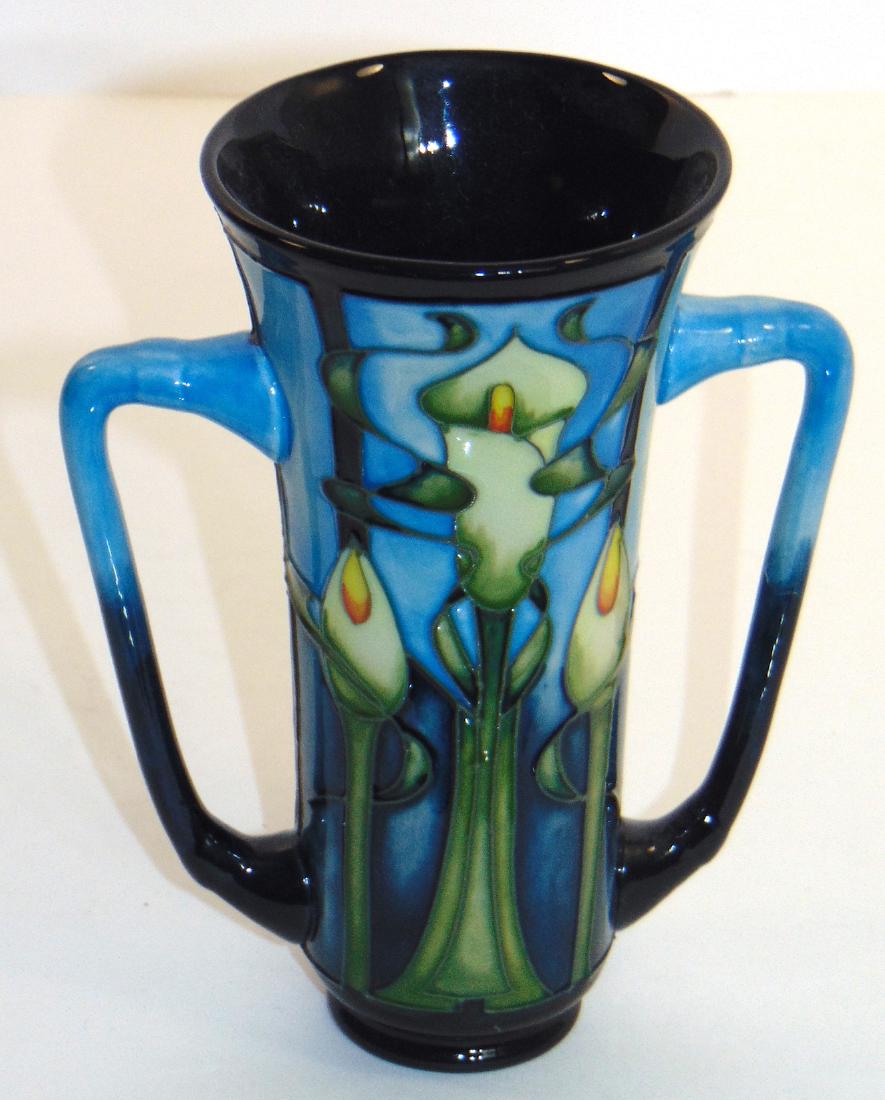 Moorcroft two handle pottery vase (1 of 3)