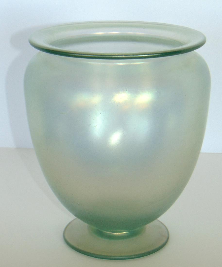 Classic form Steuben glass vase (1 of 4)