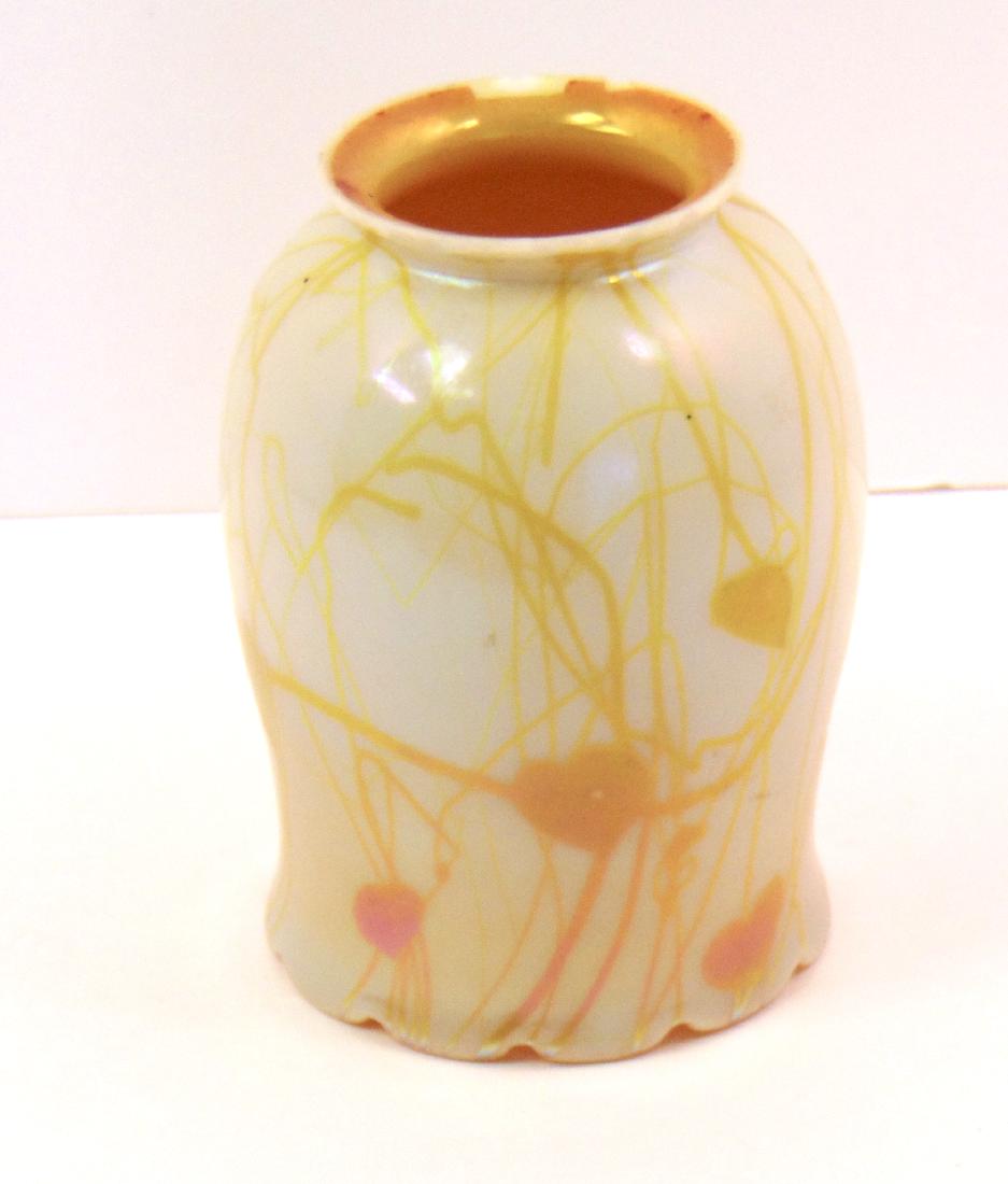 Steuben heart and vine glass shade, (1 of 4)