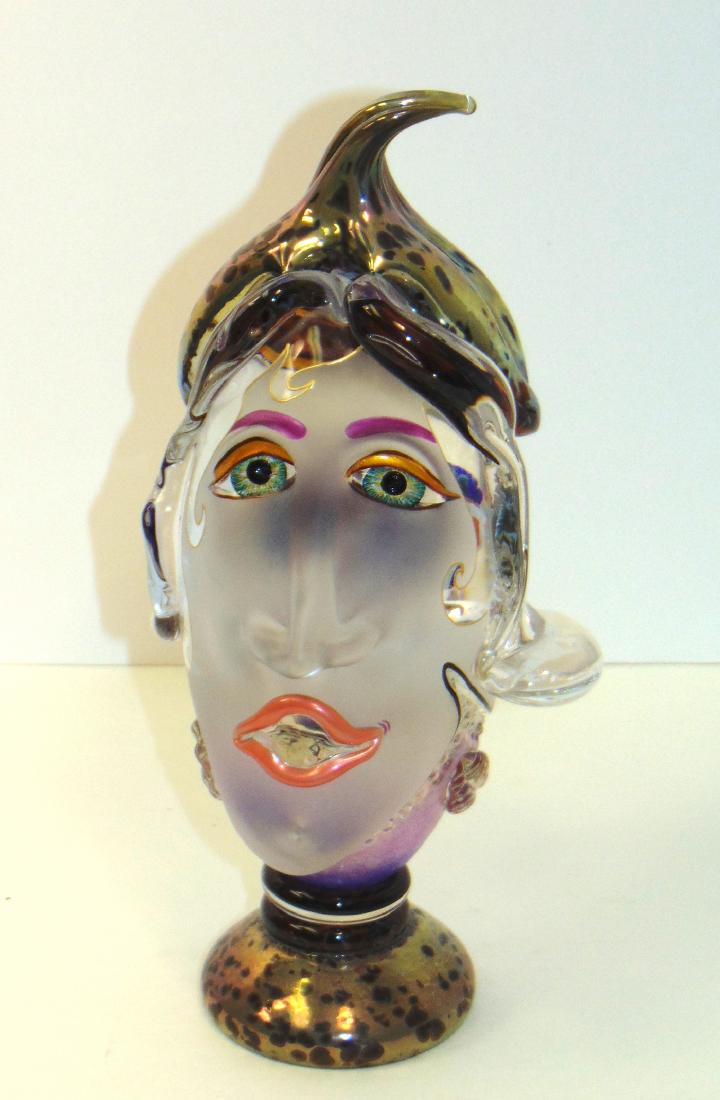 Kurt and Lynda Carlson figural head,: Figural glass head in Comic caricature style, signed and dated 2006, 11" ht. Condition: good with no defects found