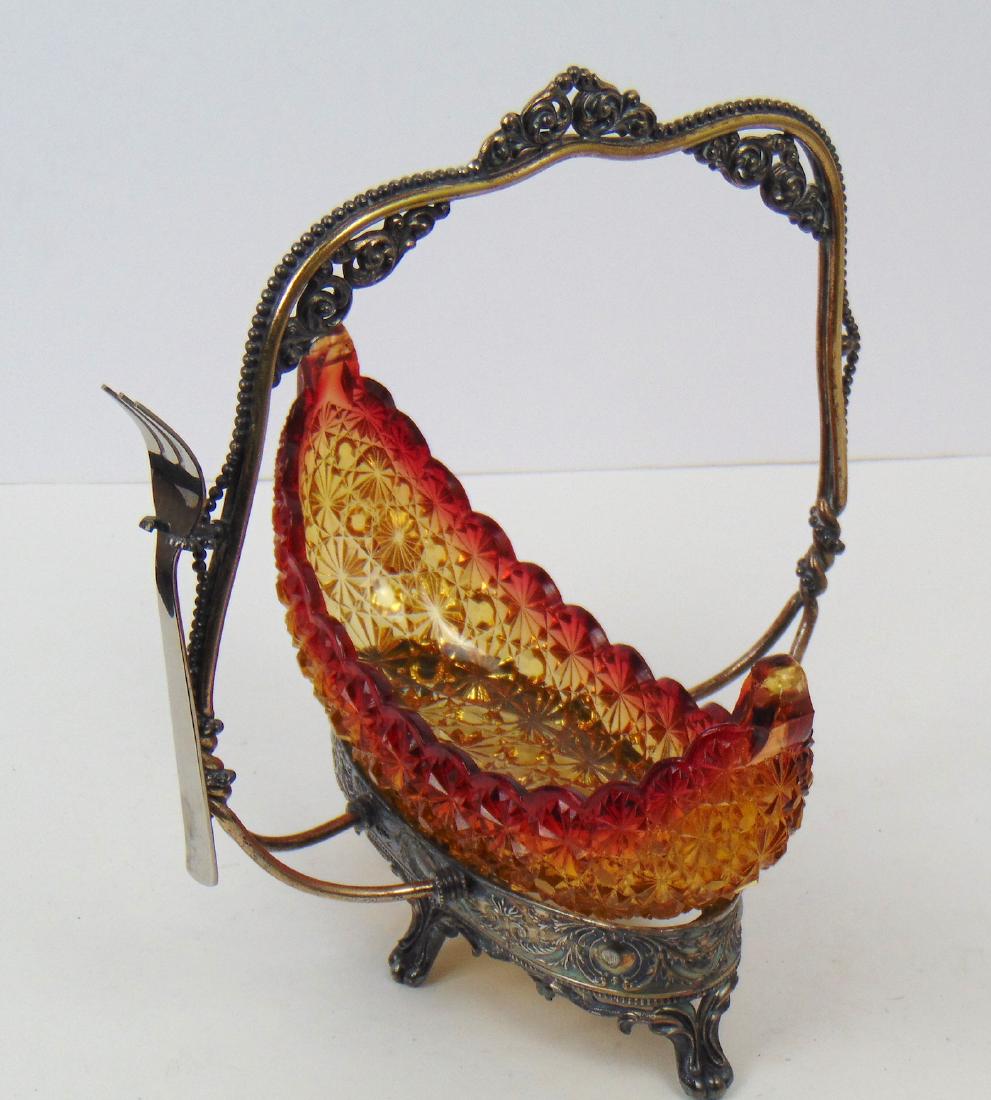 Hobbs Brockunier Amberina canoe (1 of 3)