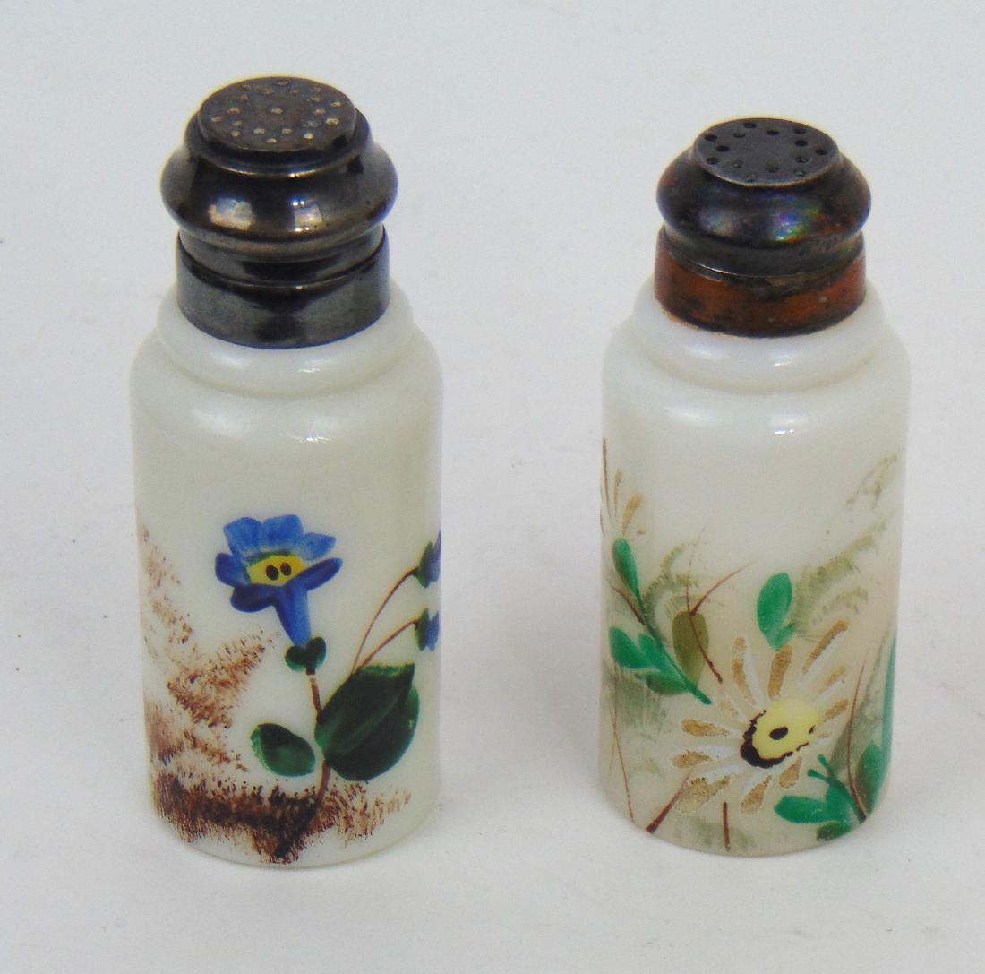 Pair Mt/Washington ring neck shakers (1 of 3)