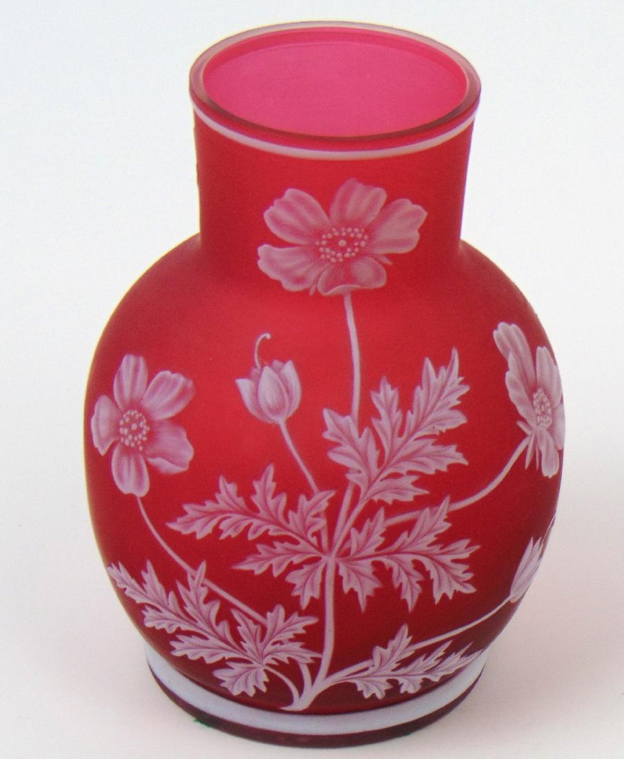 Webb Cameo Cranberry Glass Vase (1 of 4)
