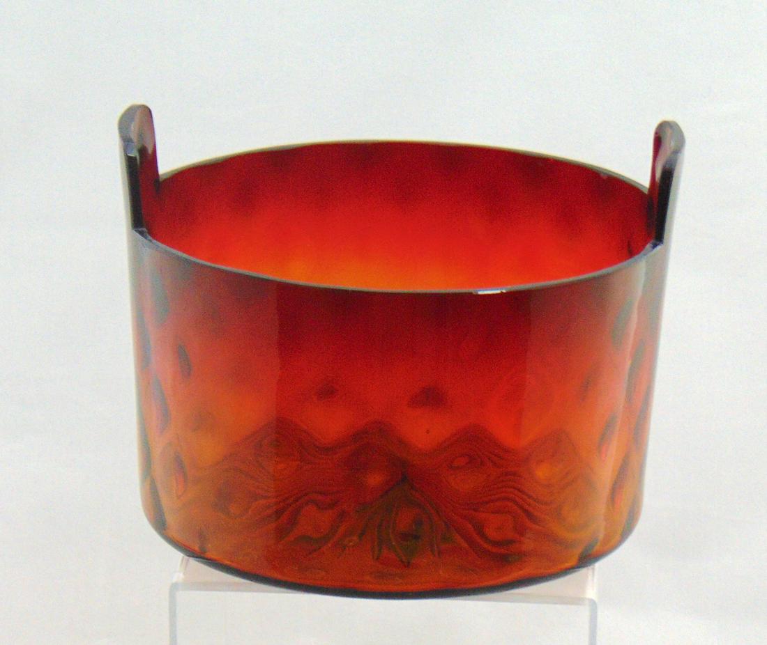 Large Amberina bucket form bowl: Two handled bucket form bowl in the optic diamond pattern, 6 1/2" wide. By 4 7/8" ht. PROVENANCE: Earlys auction to the Black collection. Condition: good with no defects found.