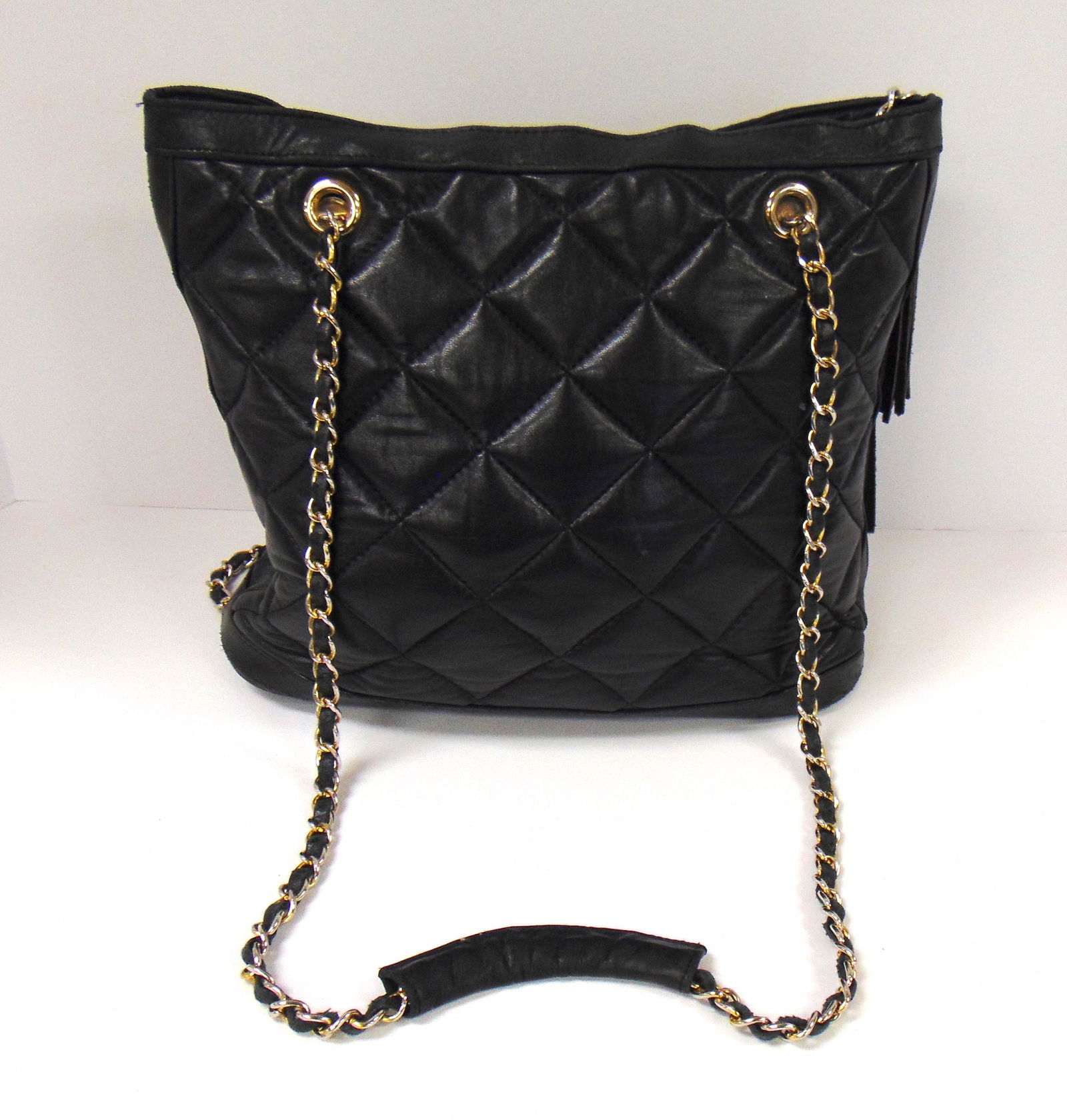 Chanel style quilted bag (1 of 4)