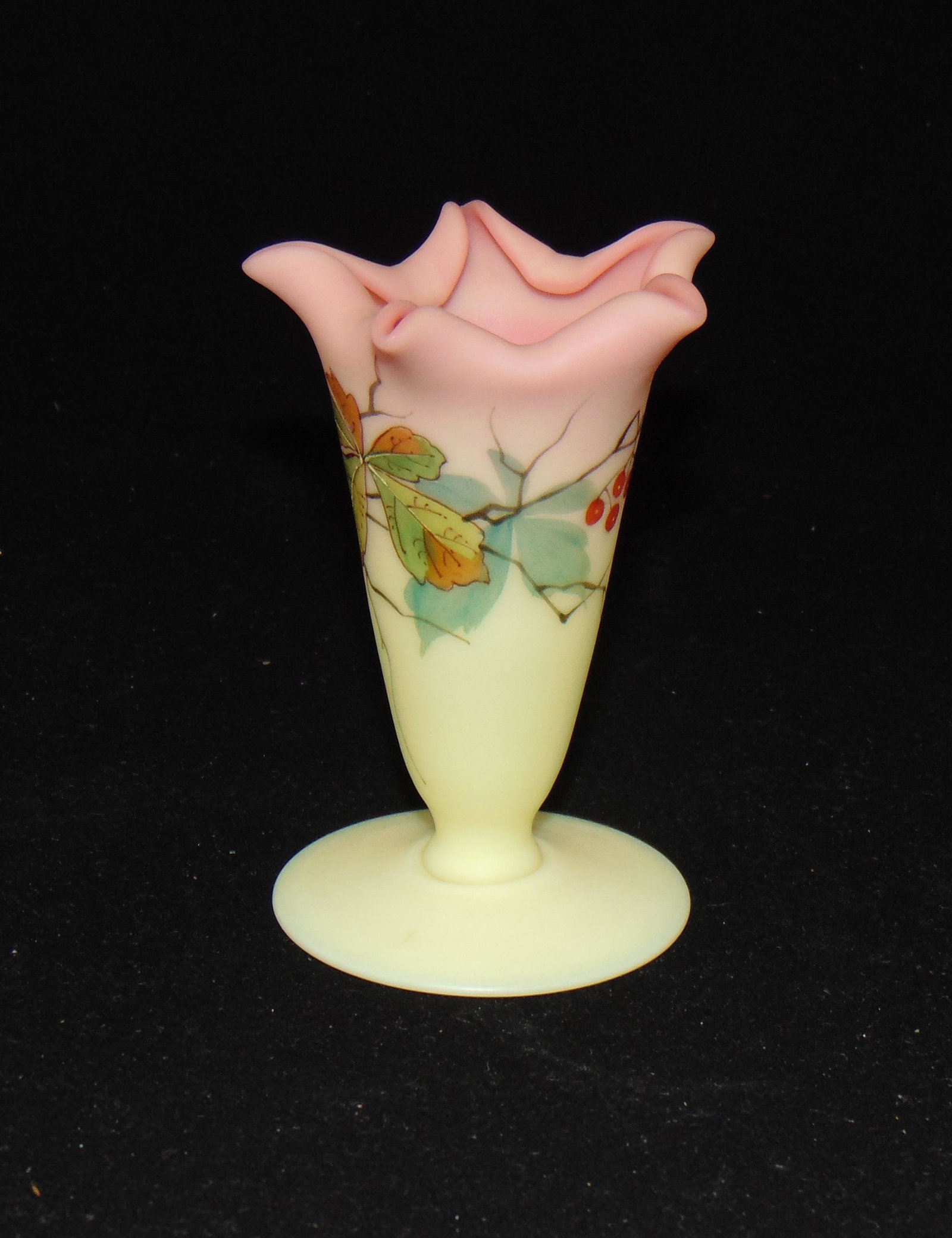 Webb footed Burmese glass vase (1 of 5)