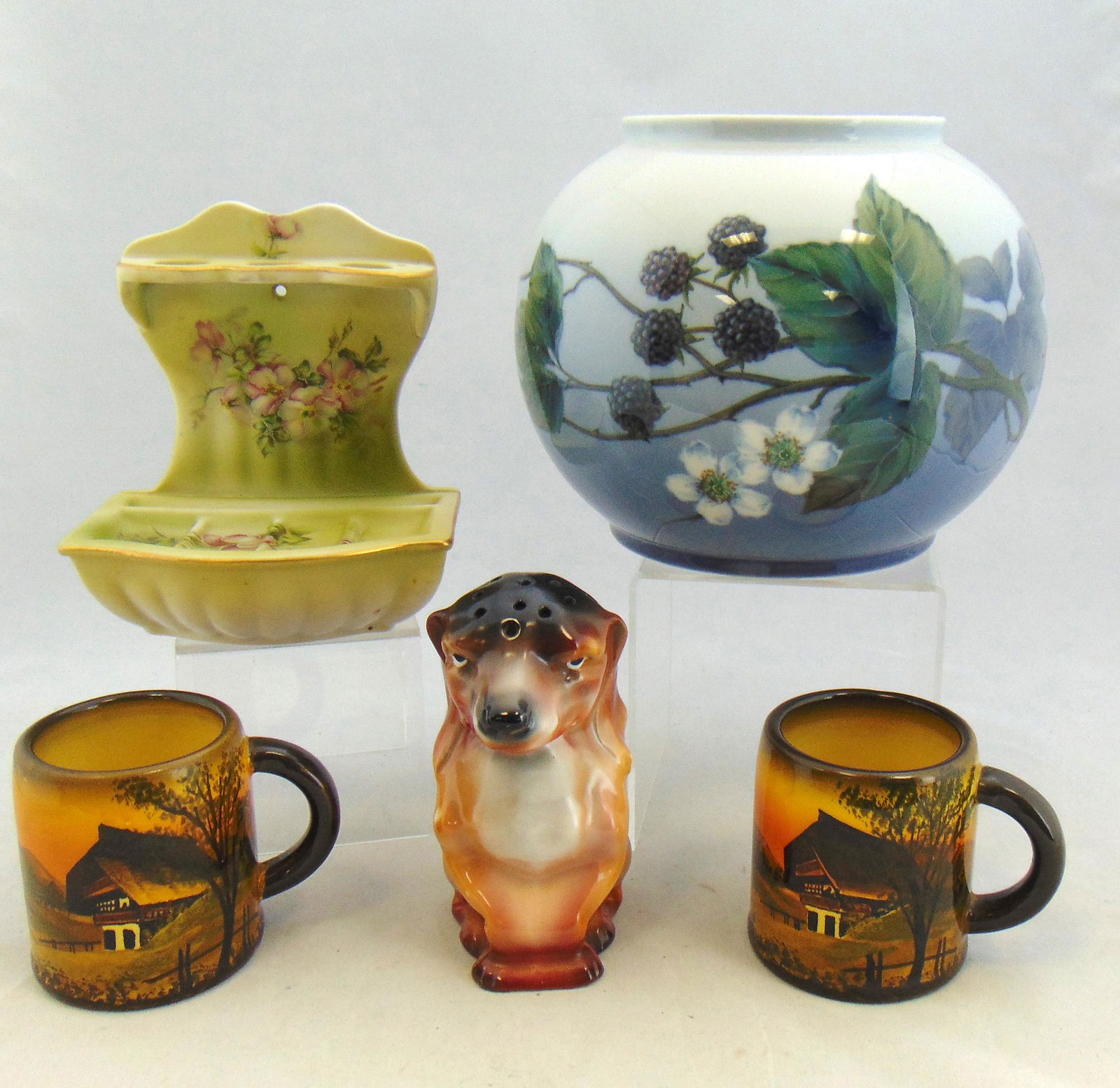 Five piece grouping of porcelain (1 of 5)