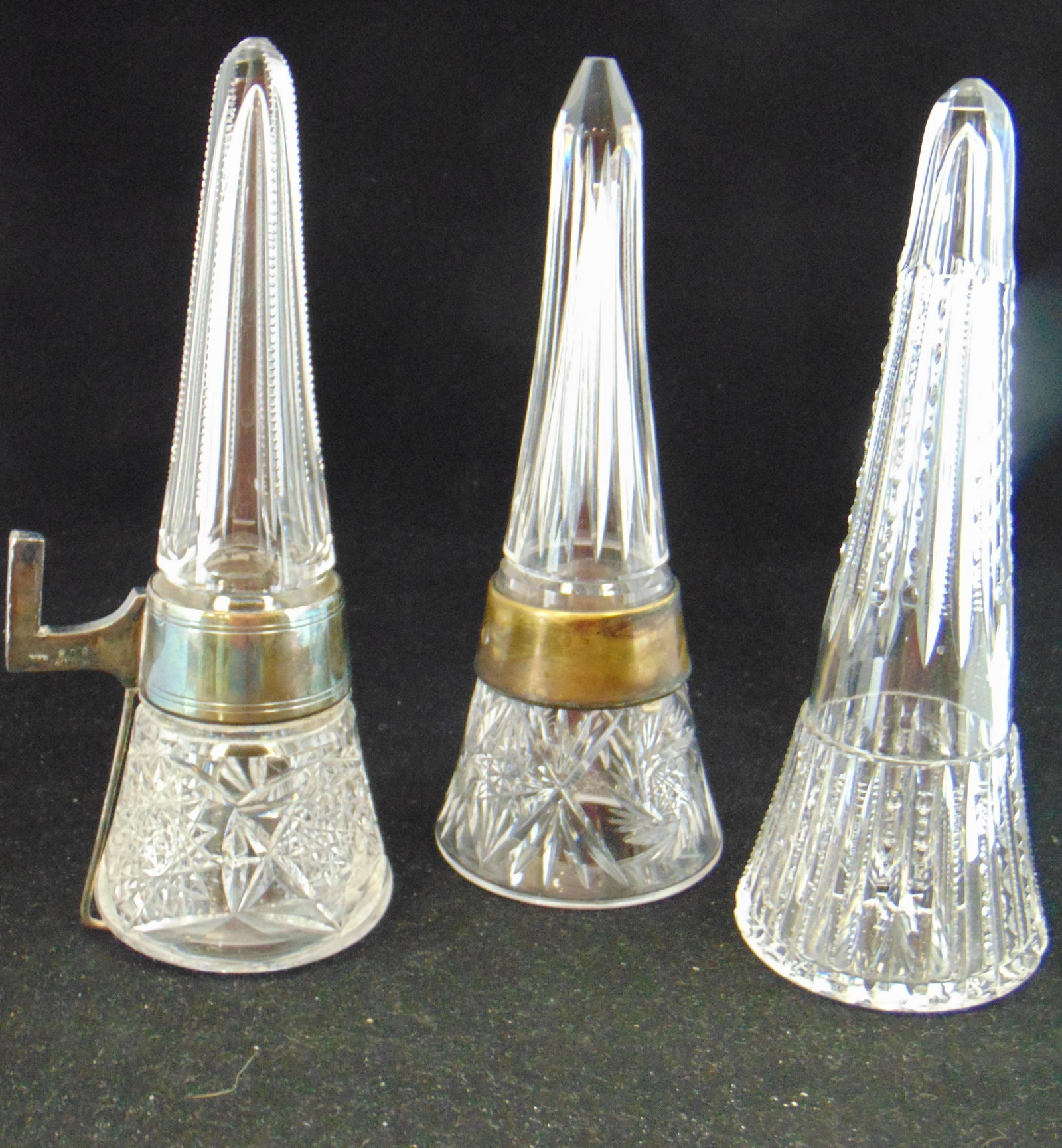 Three ABCG Limousine flower vases (1 of 4)