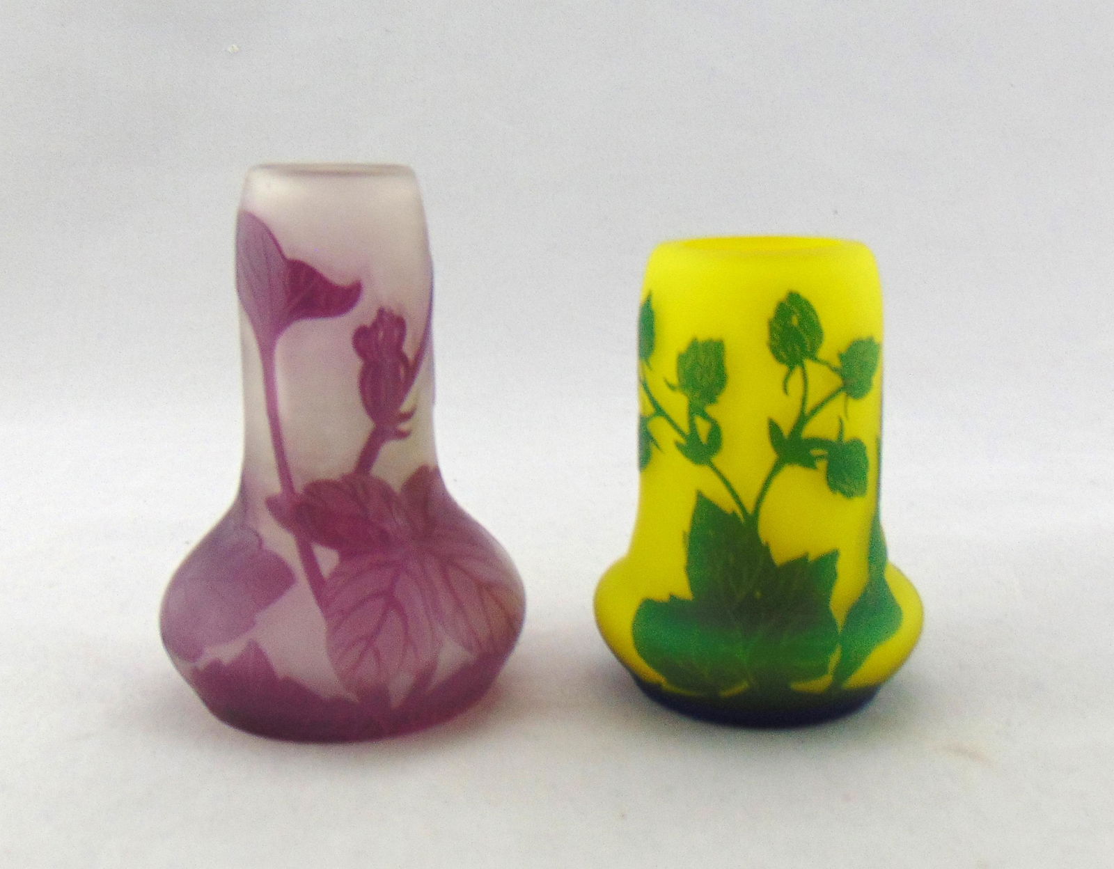 Two French cameo glass vases (1 of 4)