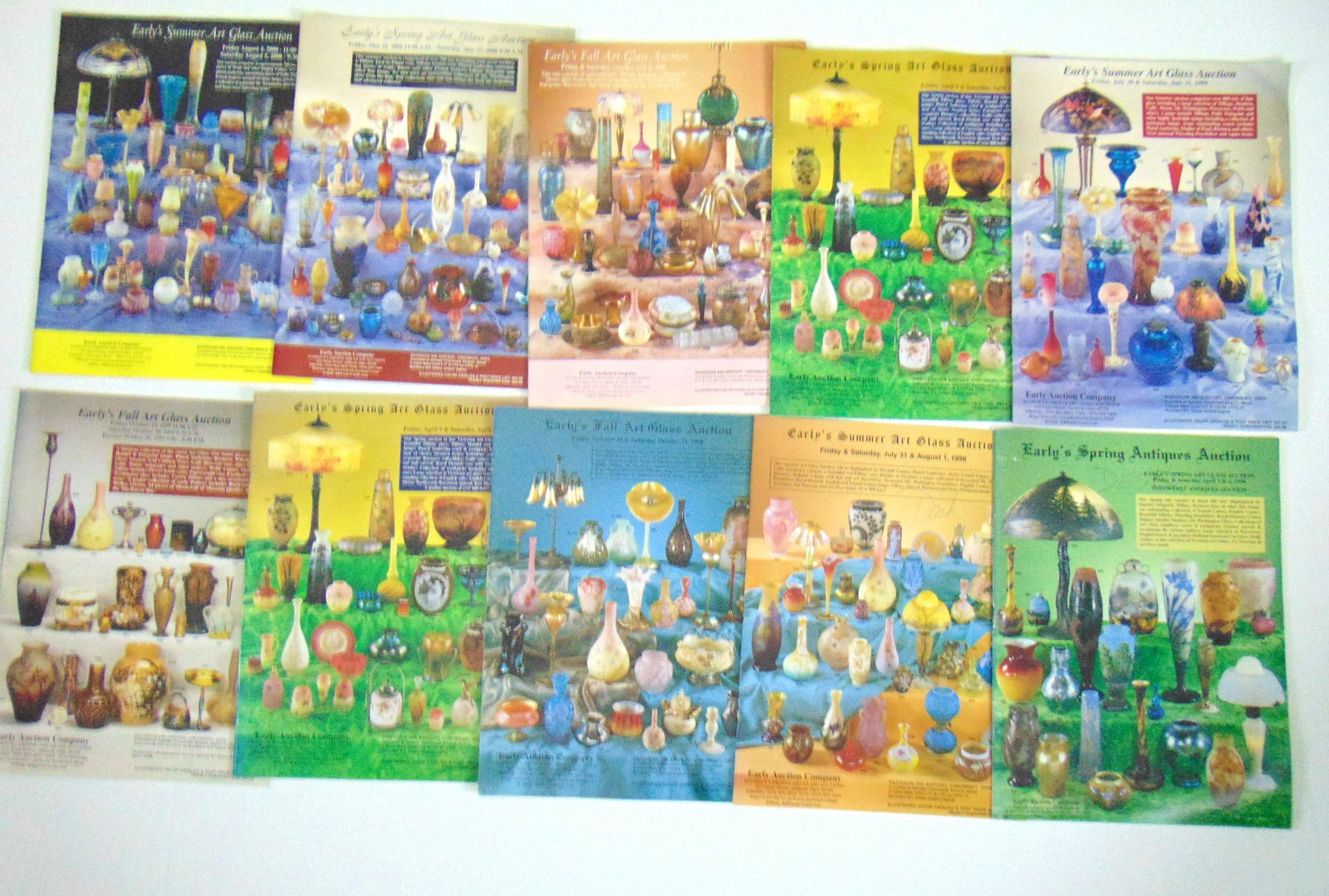 Group of 10 Early's art glass catalogs: Group of 10 Early's Auction art glass catalogs consisting of the years 1998-2000. PROVENANCE: Charles Cotterill Collection. NOTE: Charles was a long time helper at the absentee disk at Earlys Auction.