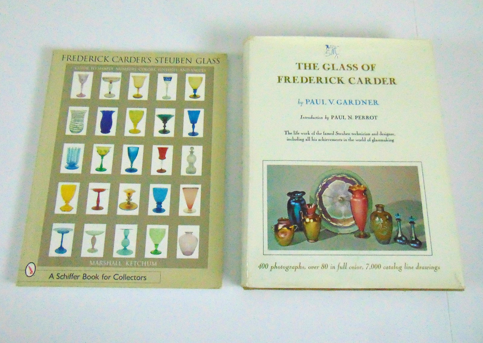 Book "The Glass of Frederick Carder" (1 of 2)