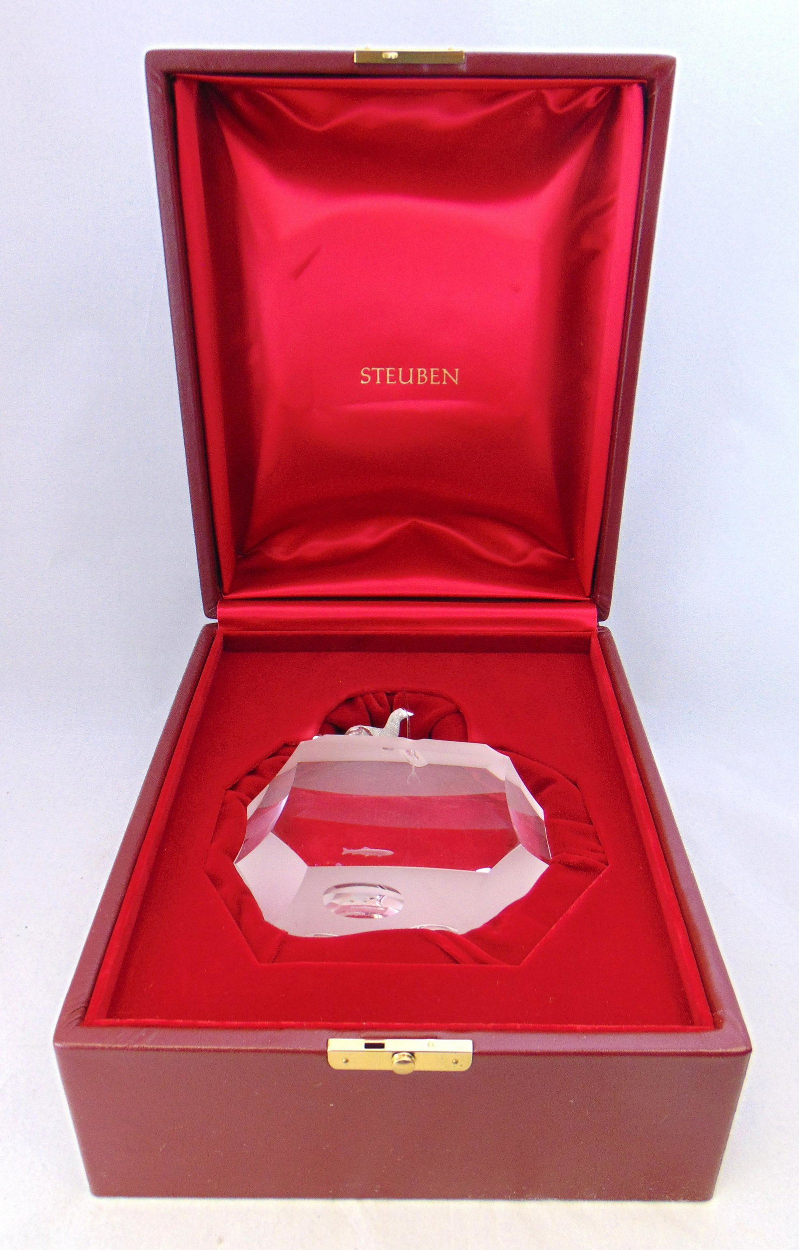 Steuben James Houston glass sculpture (1 of 7)