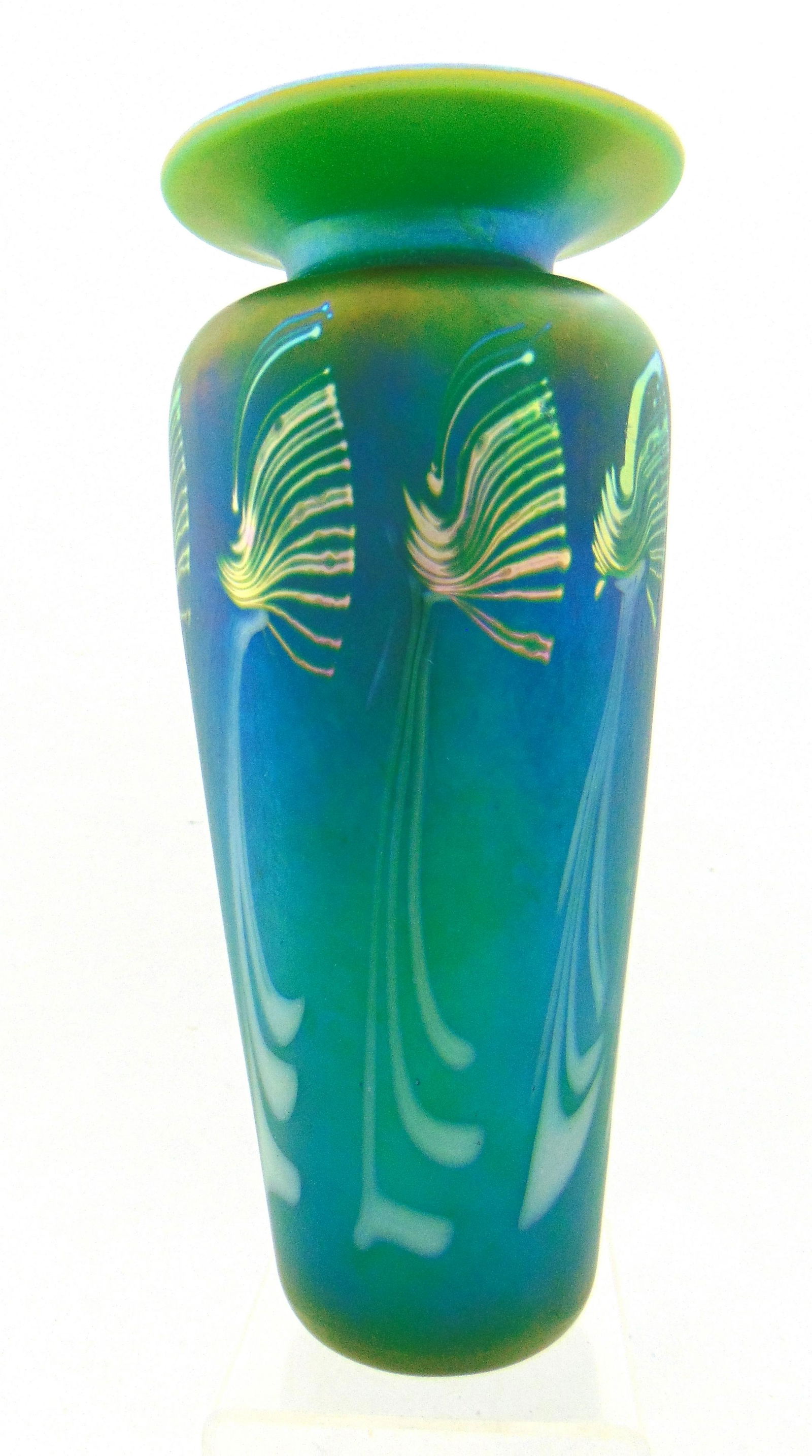 Contemporary art glass vase (1 of 4)