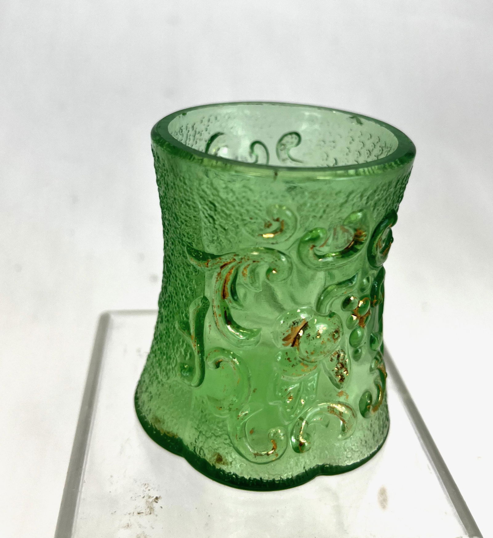 Apple & Grape toothpick holder: Fostoria Apple & Grape toothpick holder in green; 2 3/8" ht. Literature: Bredehofts/the Sanfords - Glass Toothpick Holders, Second Edition, p. 79. CONDITION: good with minor wear.