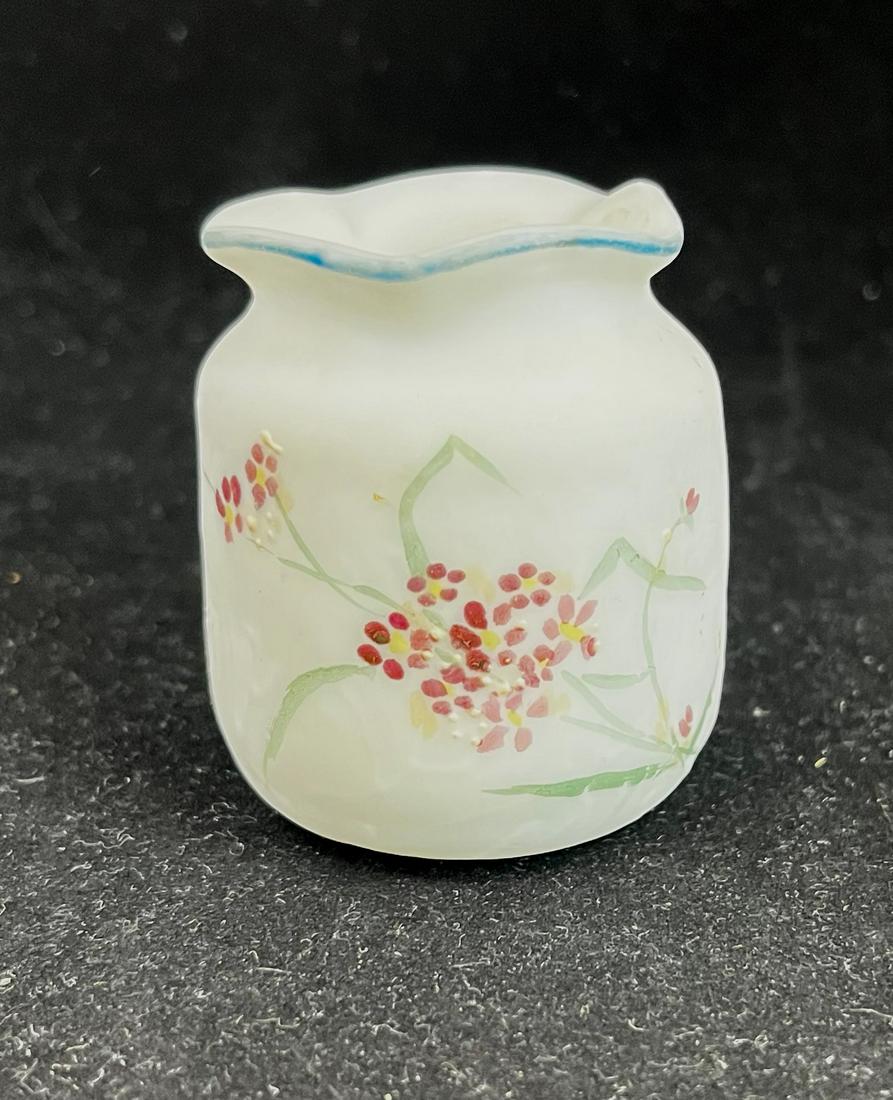Mt. Washington toothpick: Mt. Washington Bark toothpick holder with stippled violets floral design; 2 1/4" ht. CONDITION: good with no defects found.
