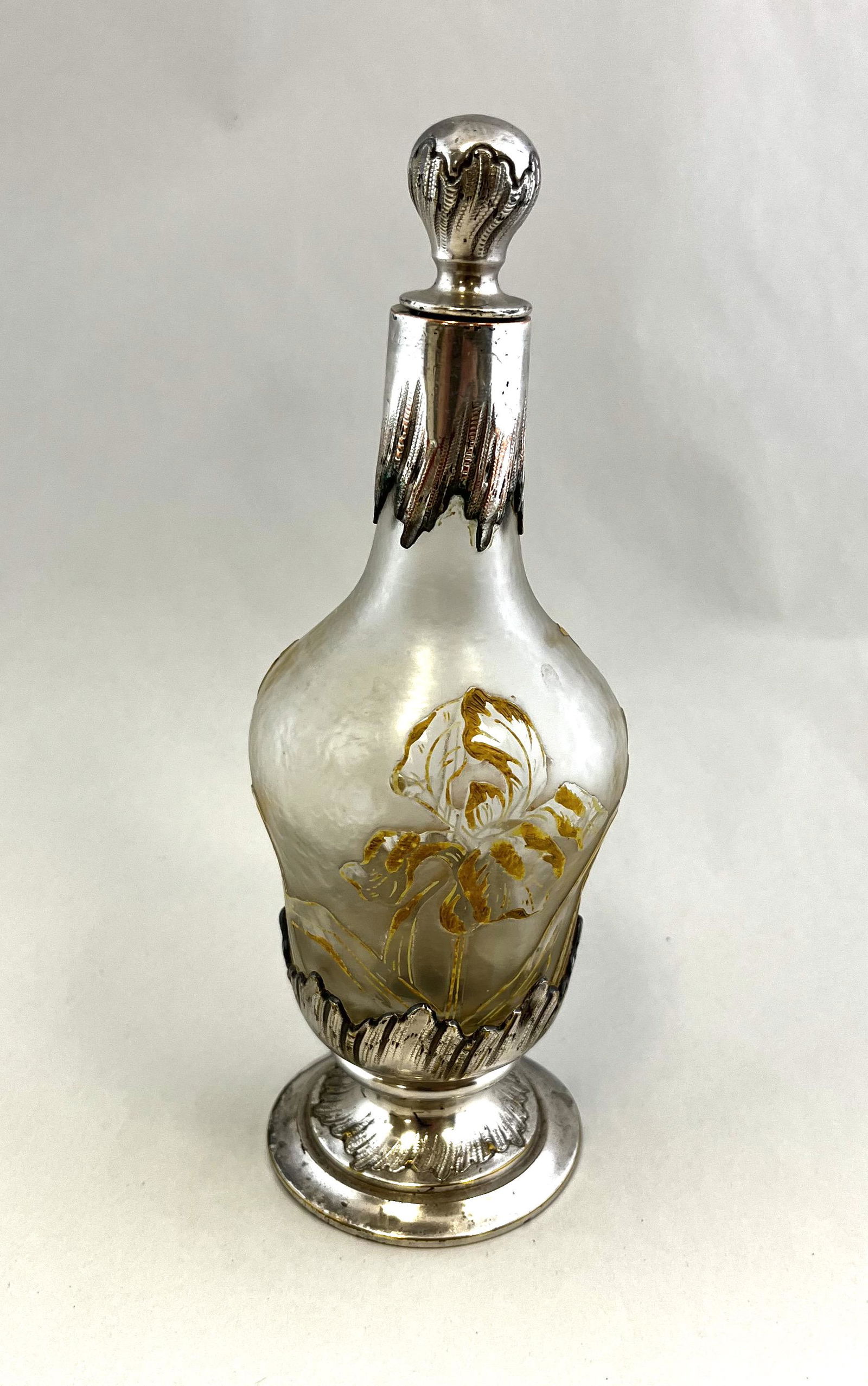 Daum Nancy French cameo glass bottle (1 of 4)