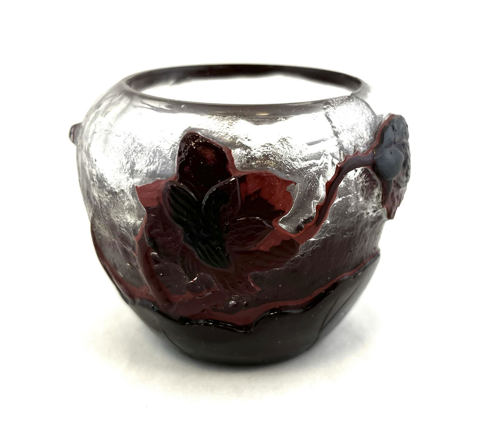 Galle Etude cameo glass vase (1 of 7)
