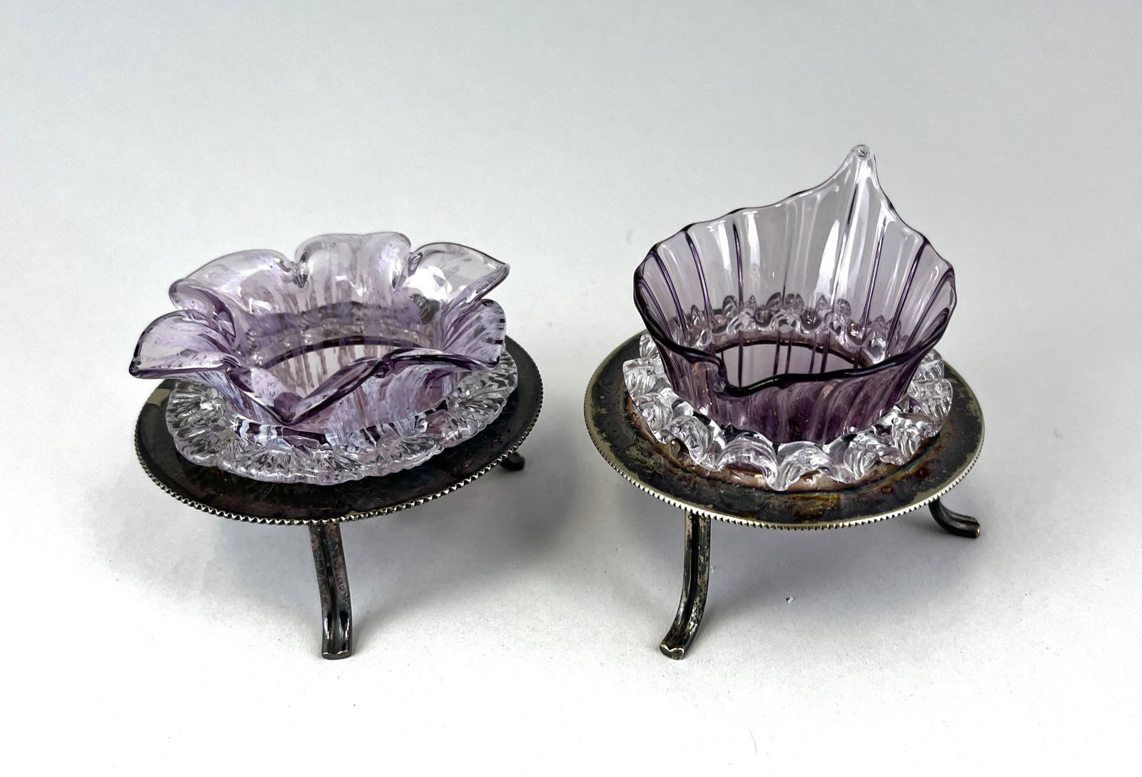 Two purple open salts and caddies (1 of 5)