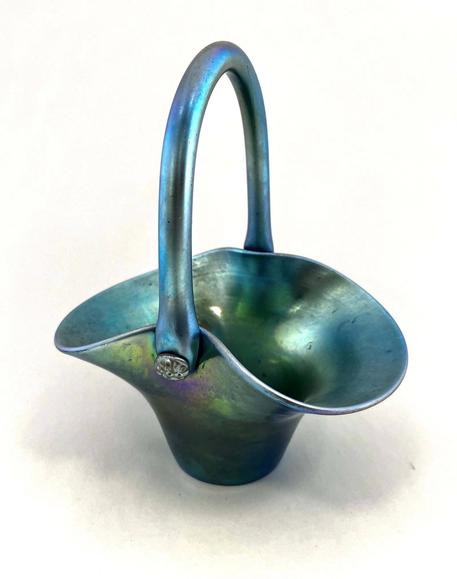 Steuben Blue Aurene glass basket (1 of 5)