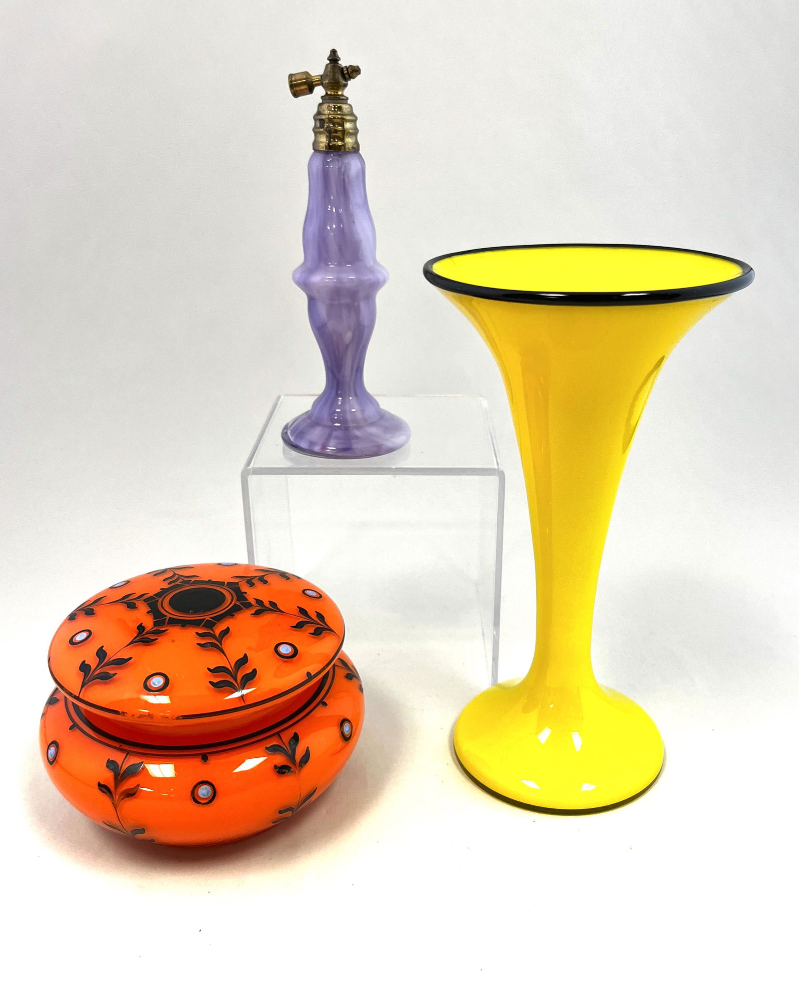 Three Bohemian Tango glass items (1 of 5)