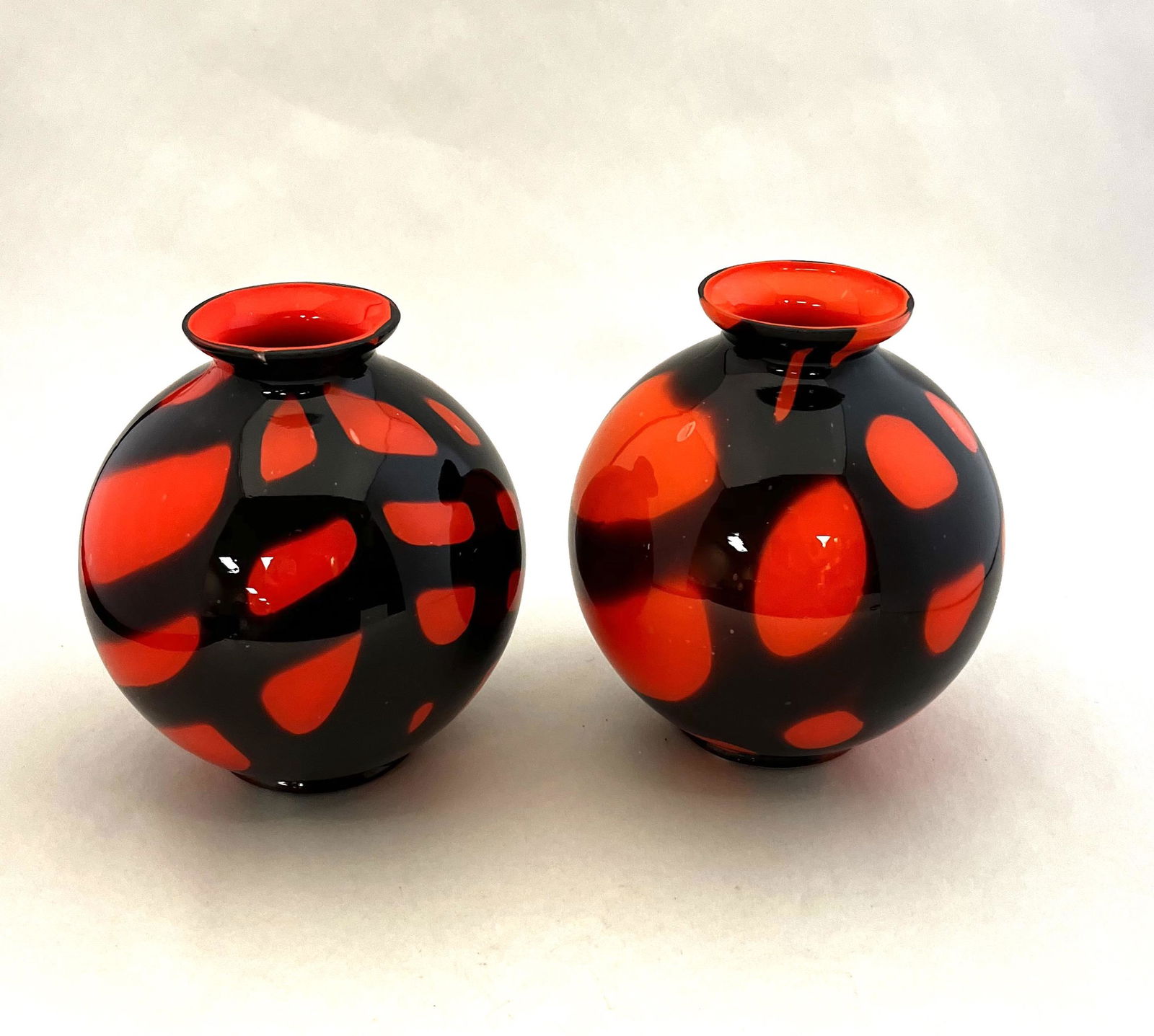 Pair of Kralik deco glass vases (1 of 4)