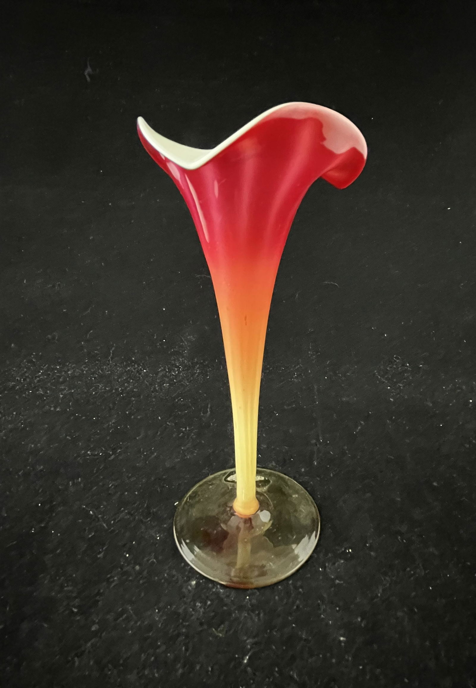 Plated Amberina lily vase (1 of 6)