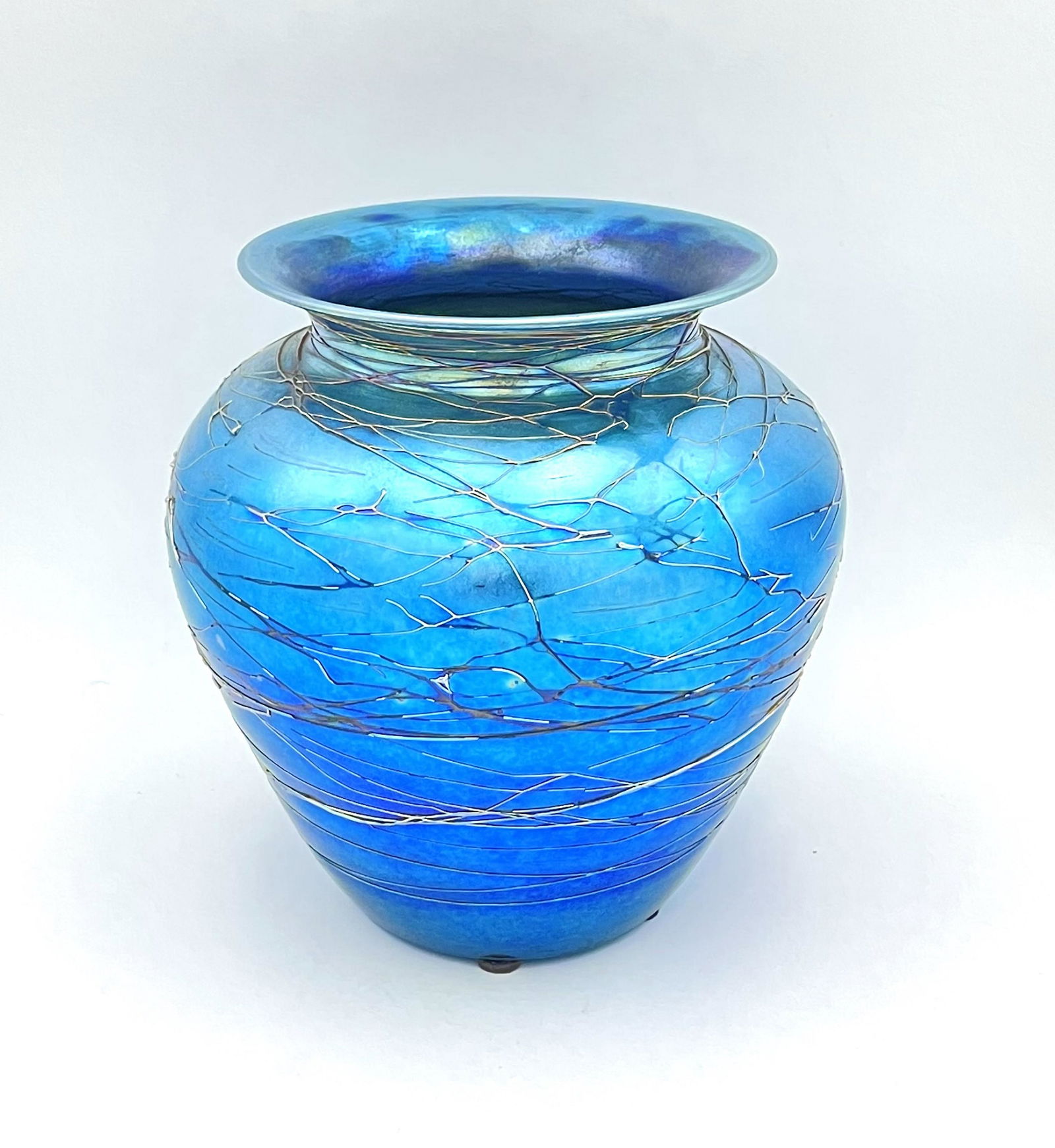 Durand Iridescent blue glass vase (1 of 5)