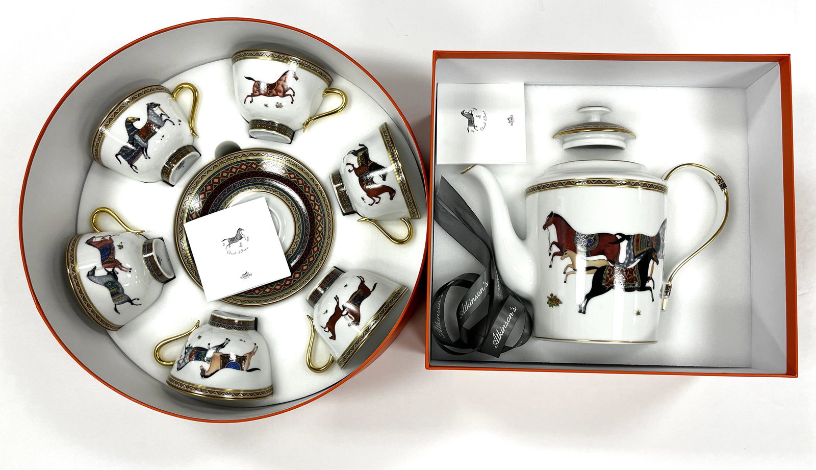 Hermes porcelain tea set (1 of 5)