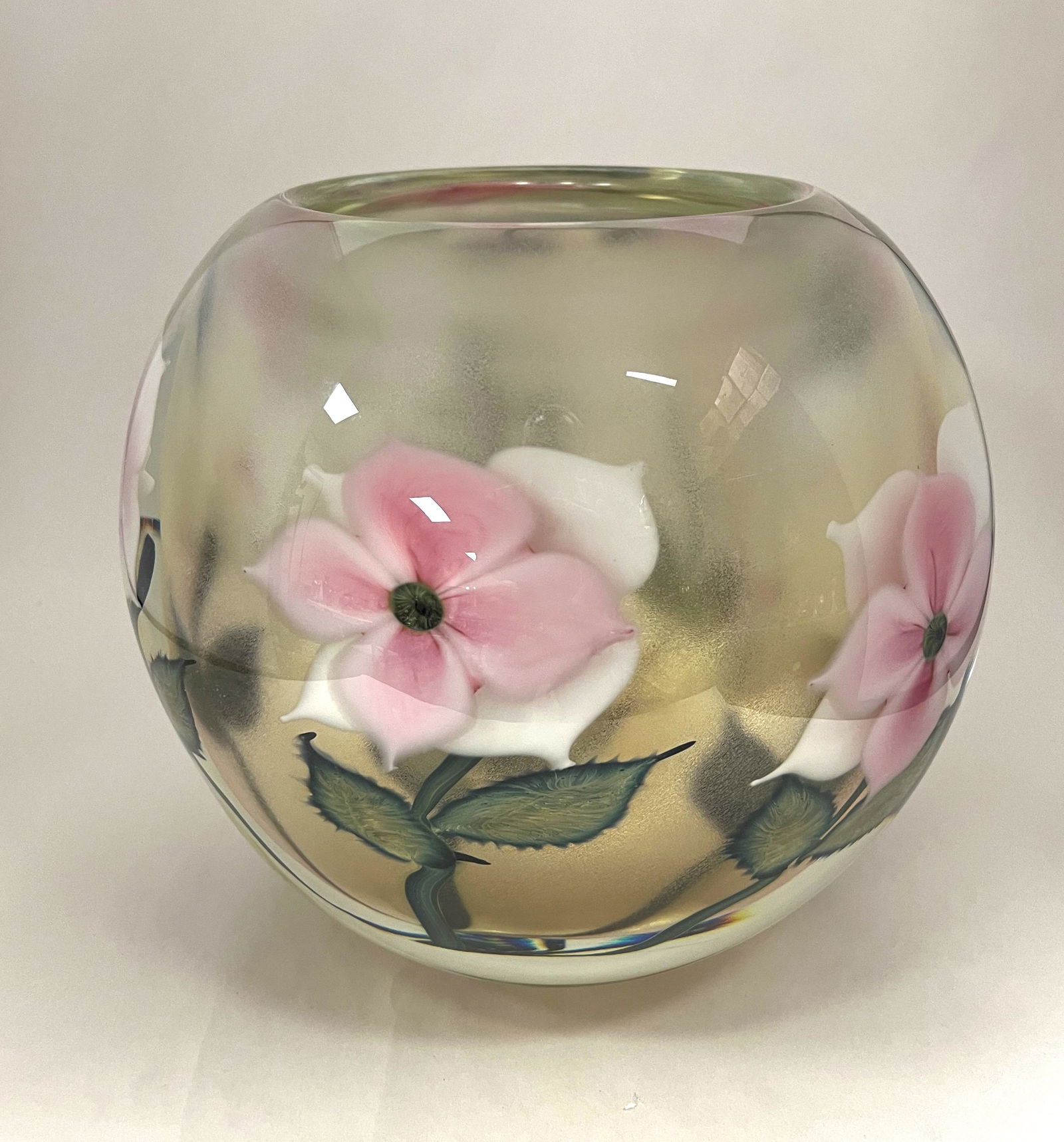 Daniel Lotton "Cynthia" art glass vase (1 of 7)