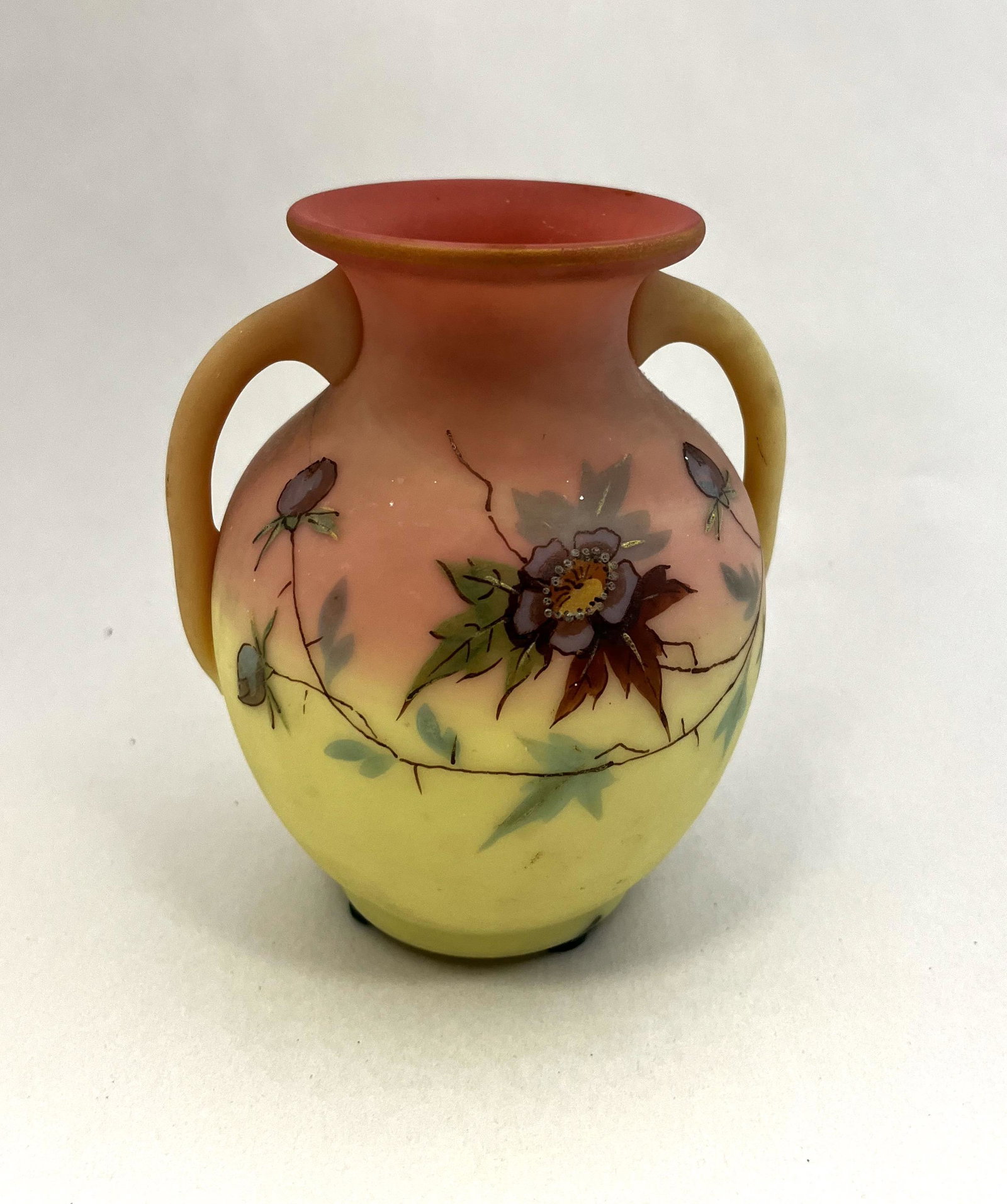 Webb Burmese two handle vase (1 of 6)