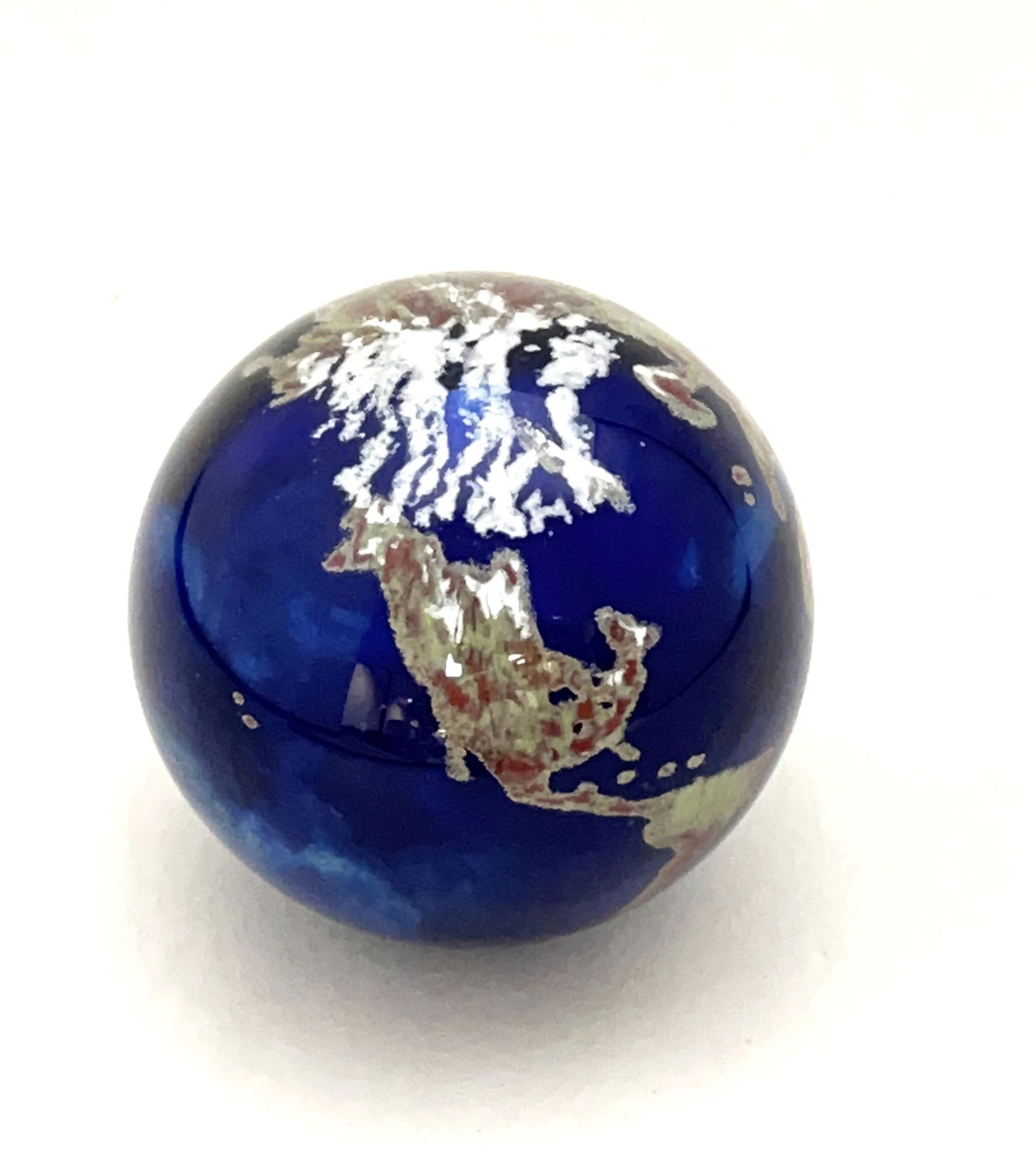 Lundberg World glass paperweight (1 of 3)