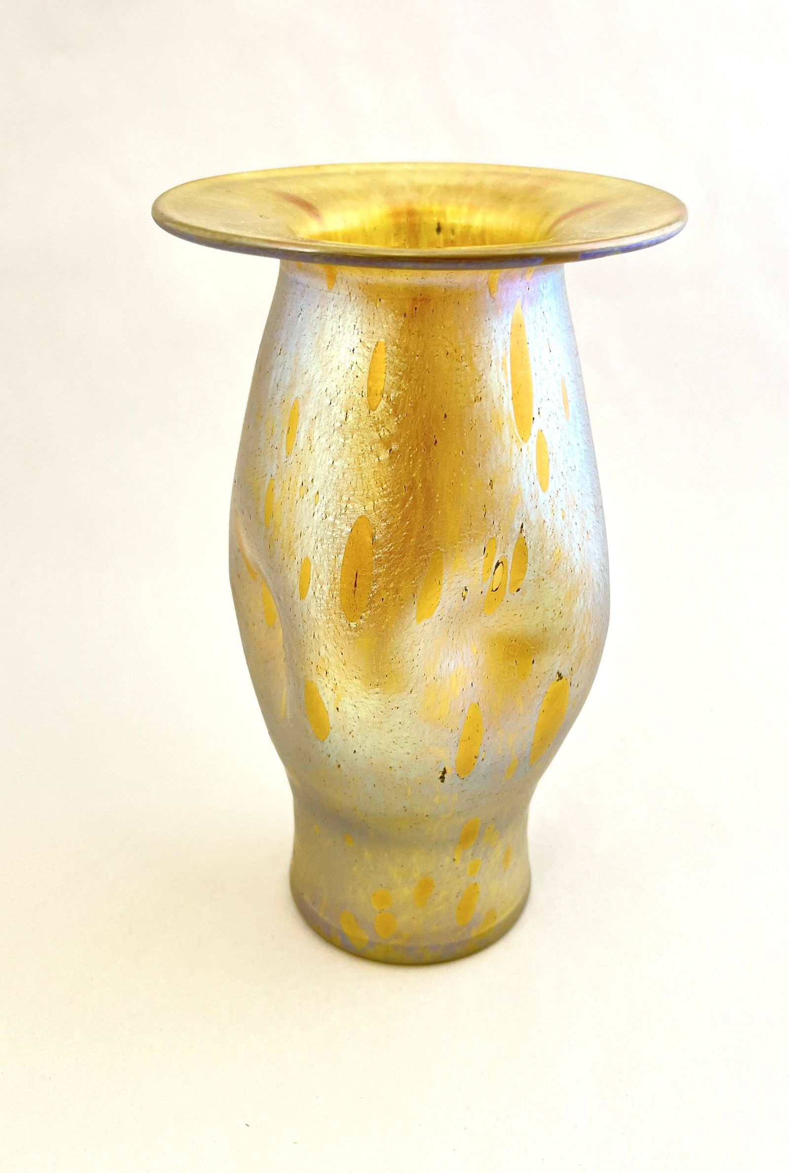 Loetz Astraea art glass vase (1 of 4)
