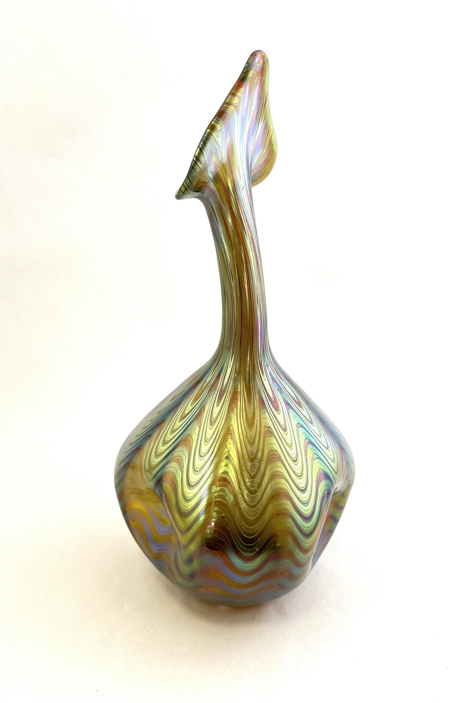 Loetz Phaenomen water sprinkler (1 of 5)