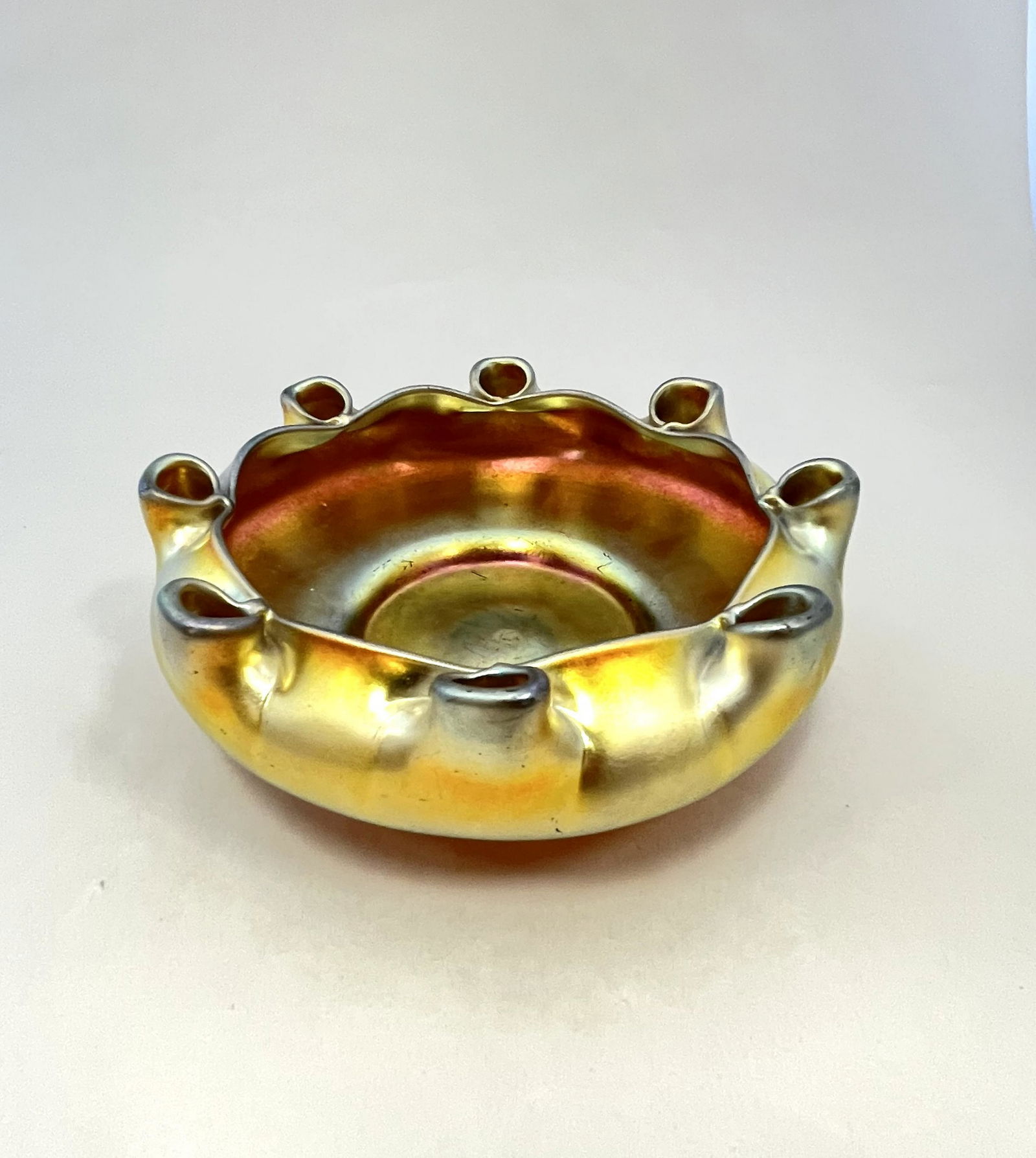 Steuben Gold Aurene glass bowl (1 of 5)