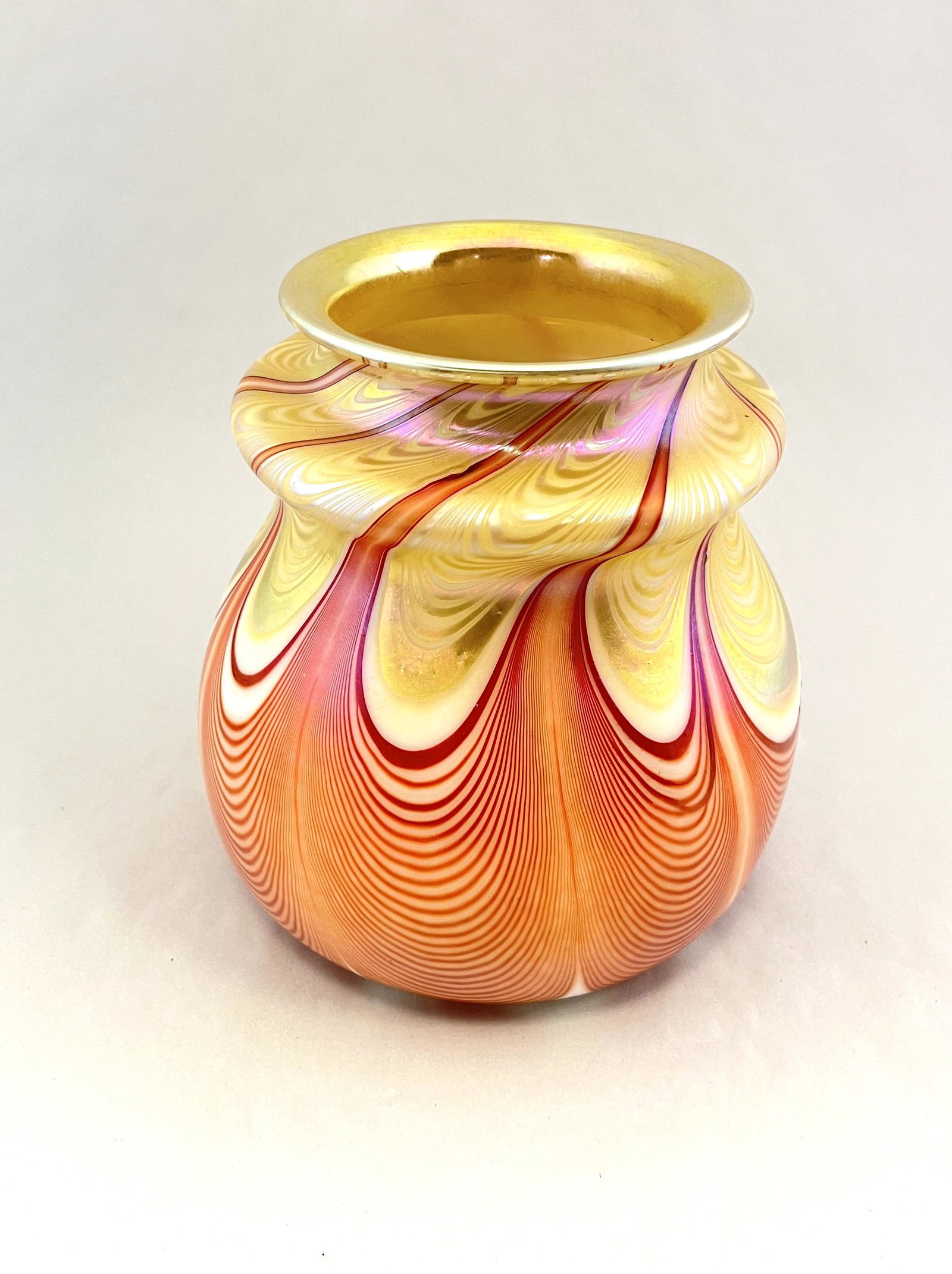 Contemporary art glass vase (1 of 4)