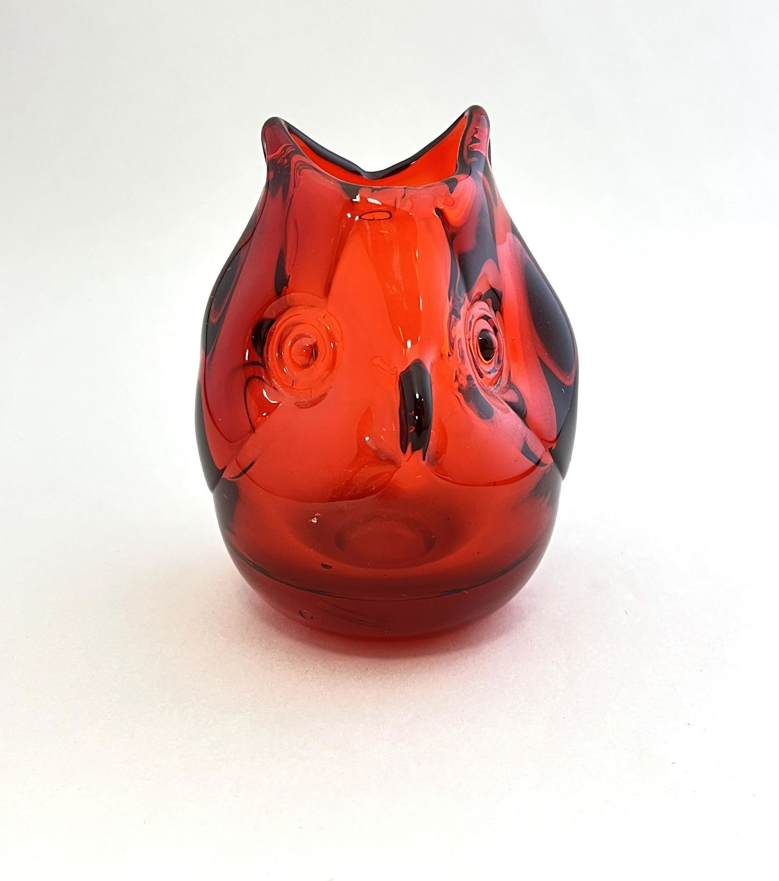 Dominick Labino glass owl: Dominick Labino ruby glass owe, signed Labino 1974, 4 1/2' ht. CONDITION: Good with no defects found