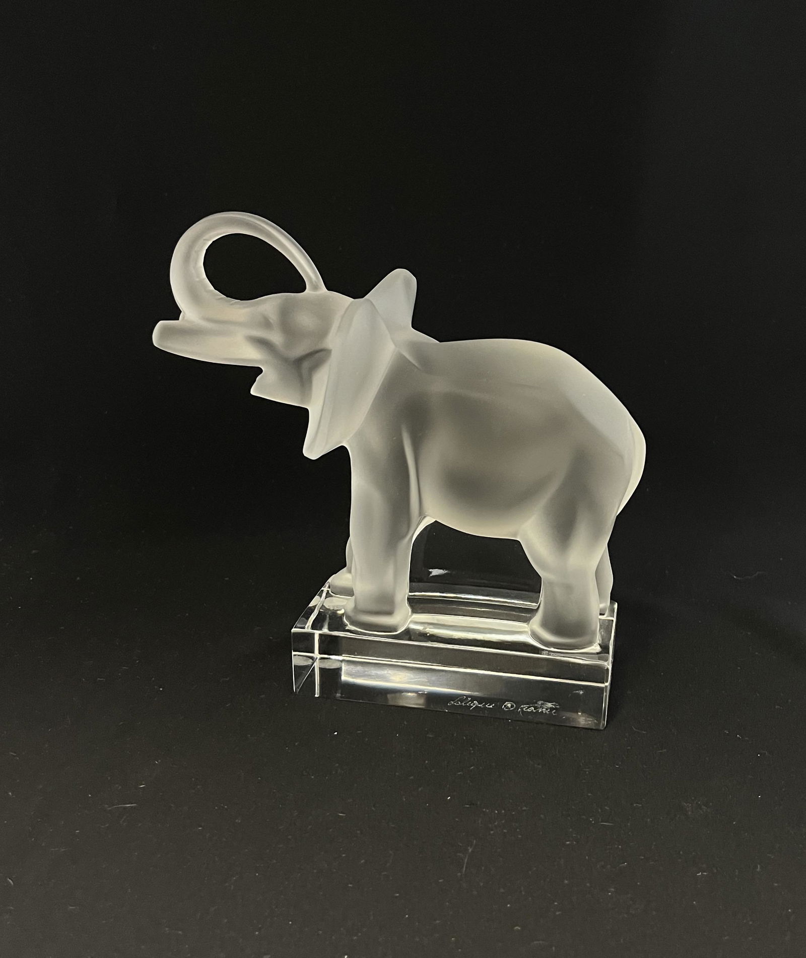 Lalique elephant sculpture (1 of 4)